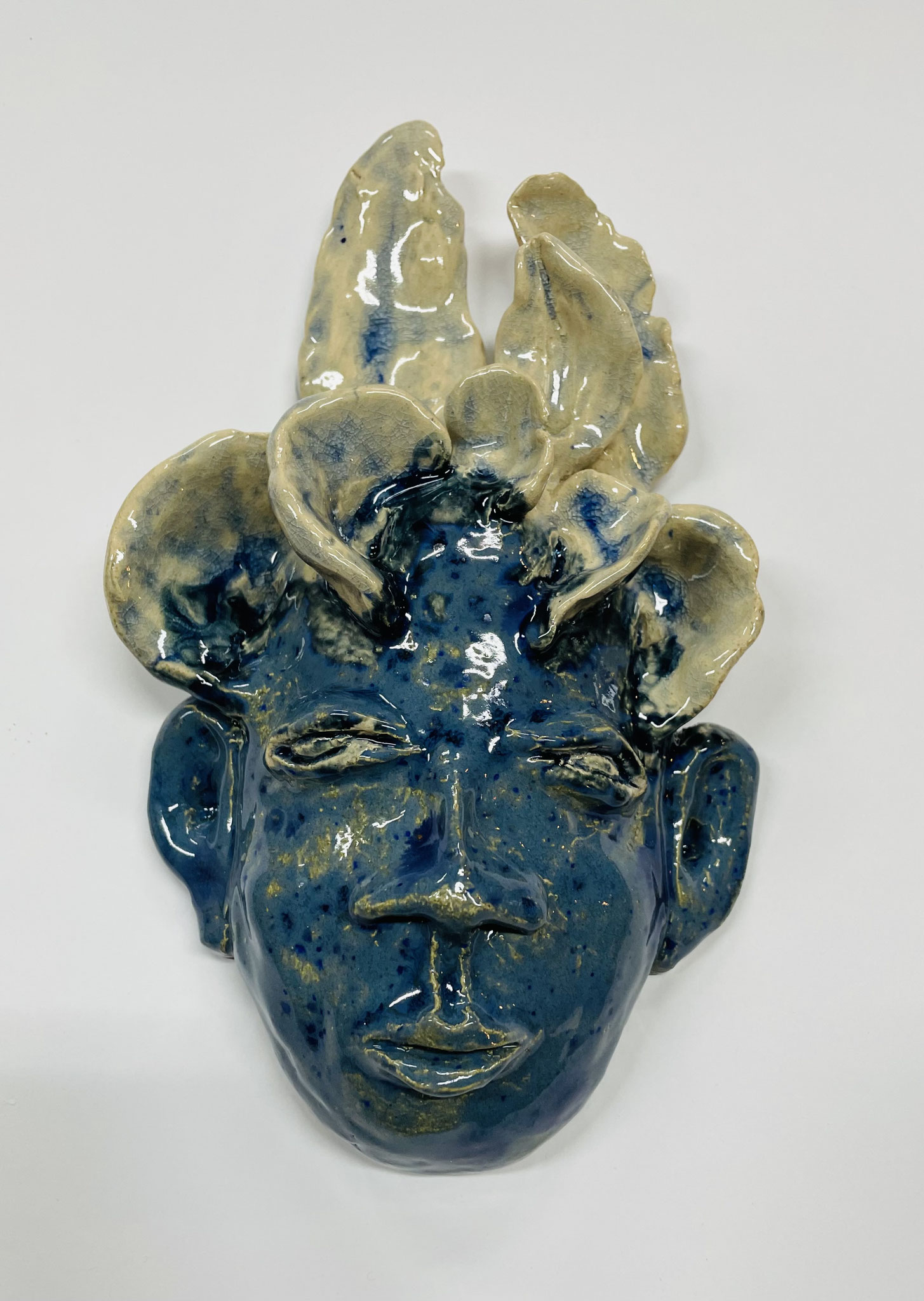 Ohrenkopf, 2024, Keramik, glasiert, 20,8 x 12,5 x 4,7 cm 