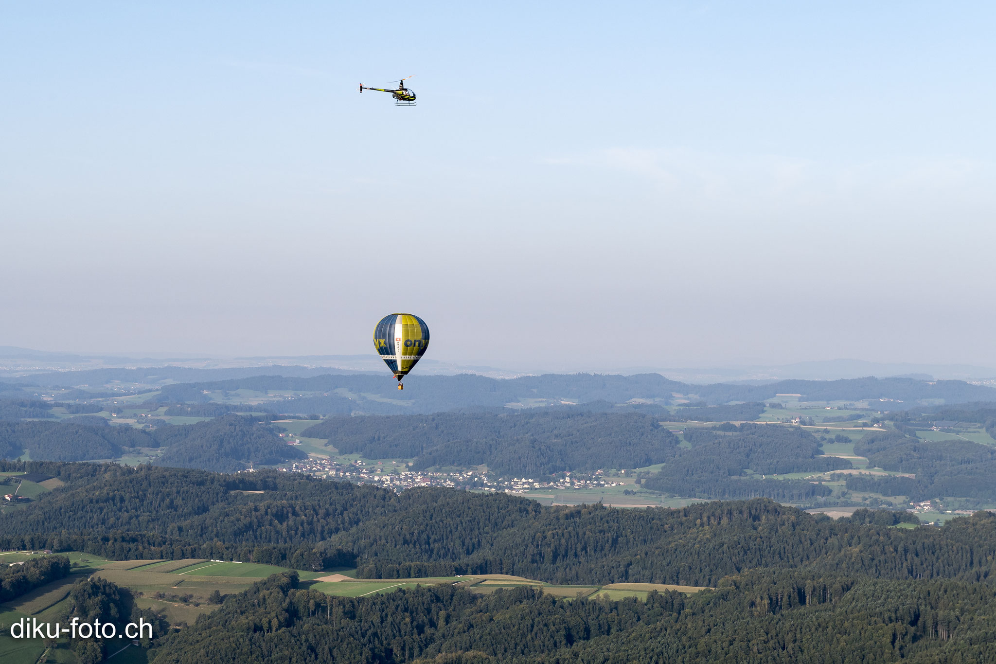 Handyballon Helikopter HB-ZNE