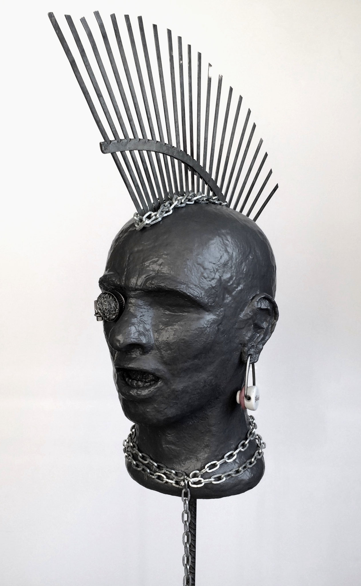 Never mind the leaves - H140 x B22 x T38 cm (verkauft)