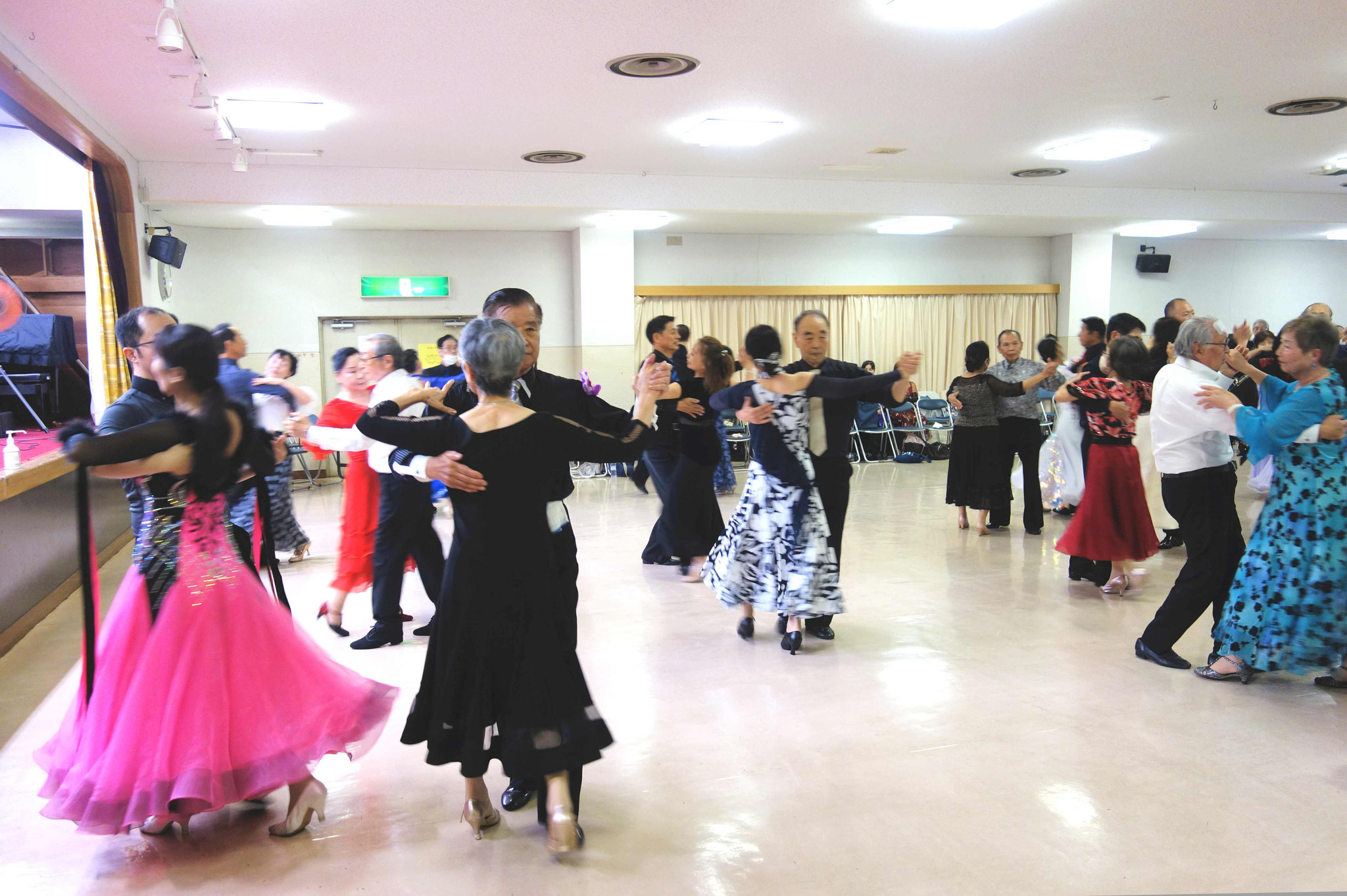 ダンスパーティー（小平市福祉会館）