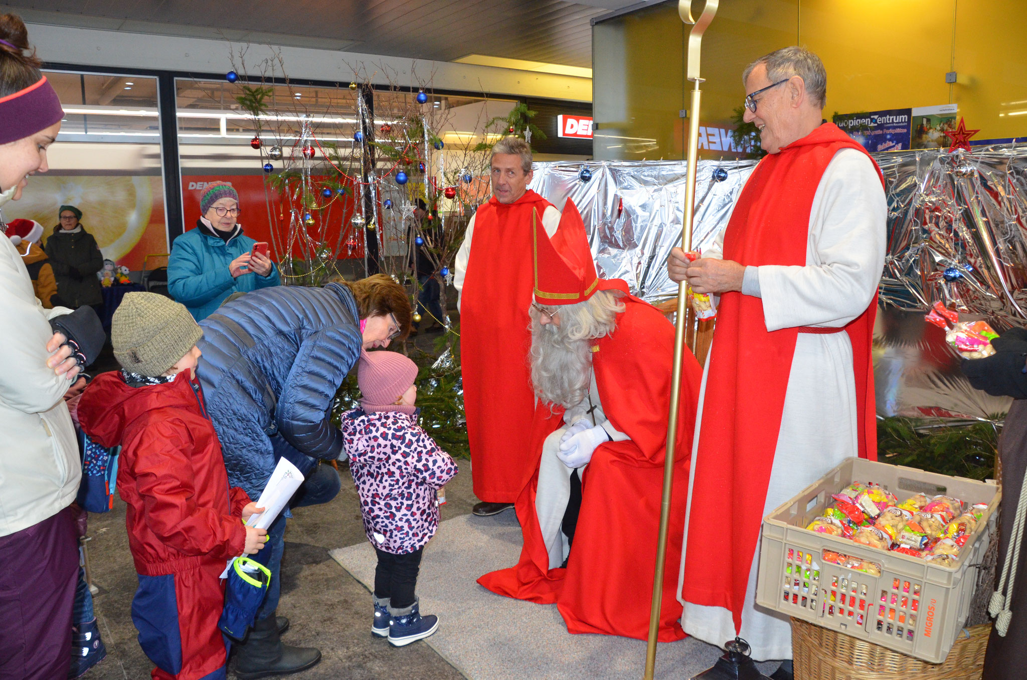 Besuch im Ruopigen Zentrum