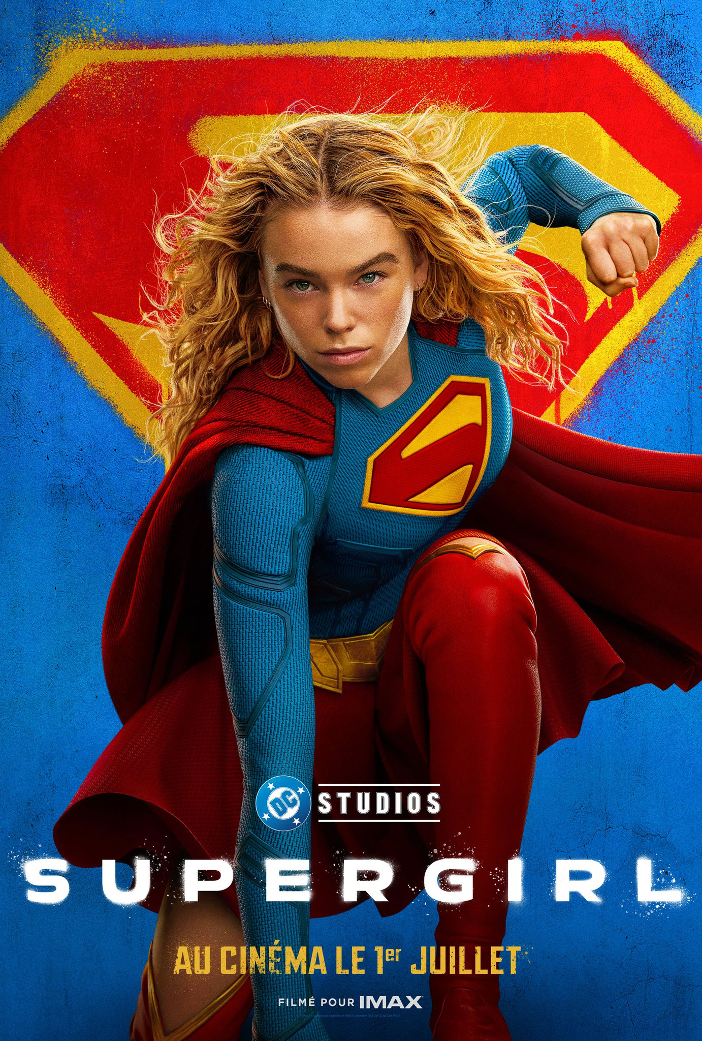 Kara Zor-El, cousine de Superman qui a échappé à l'explosion de sa planète Krypton, vit désormais sur Terre sous l'identité de Kara Danvers.