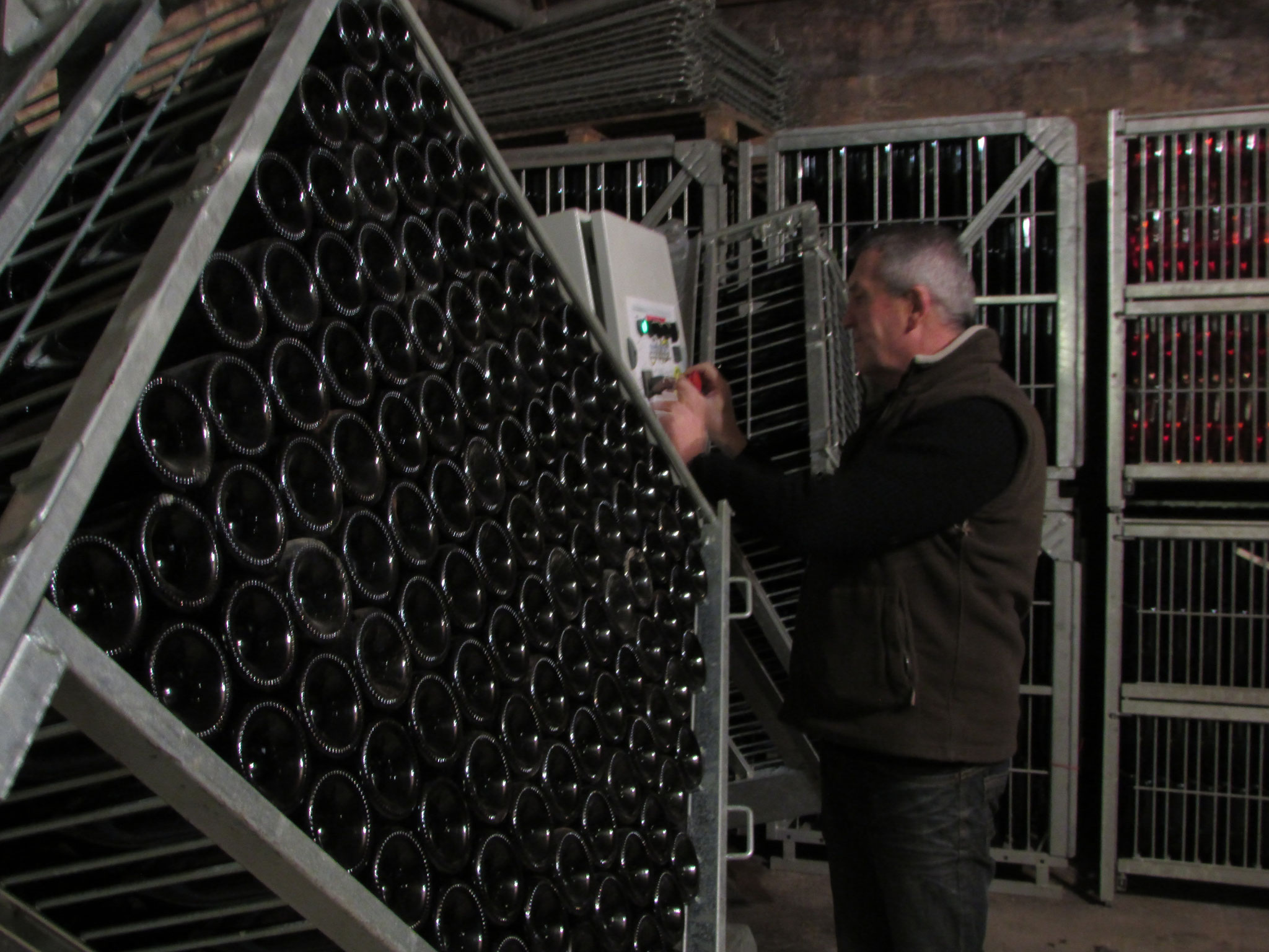 La rotation des bouteilles grâce au gyropalette