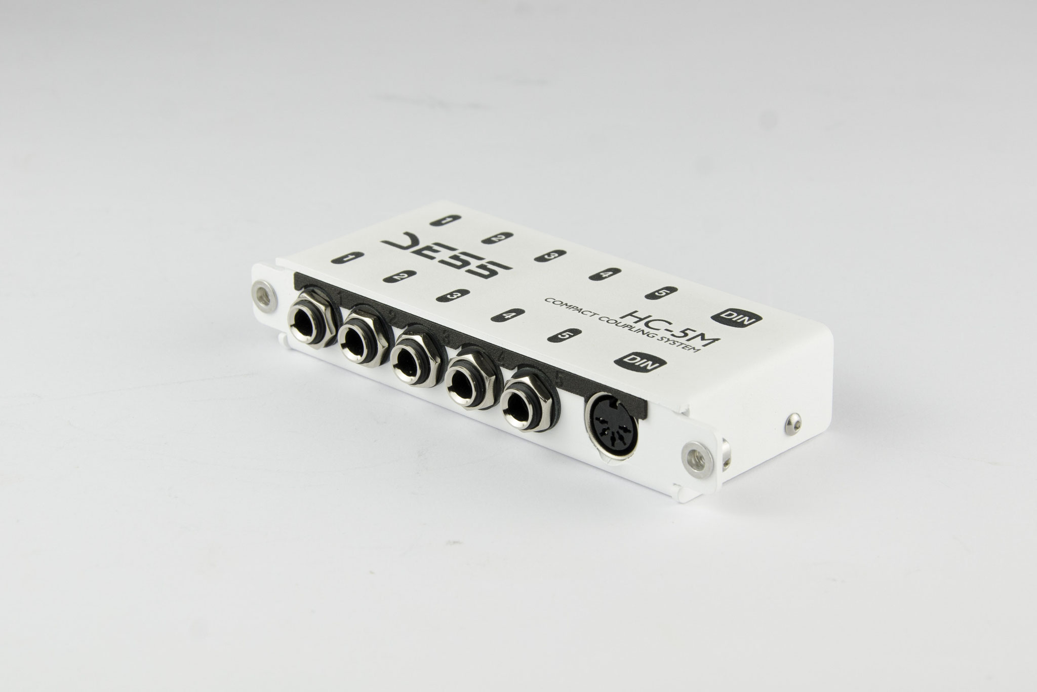 HC-5M, DESS, Patchbay pedalboard & Rack