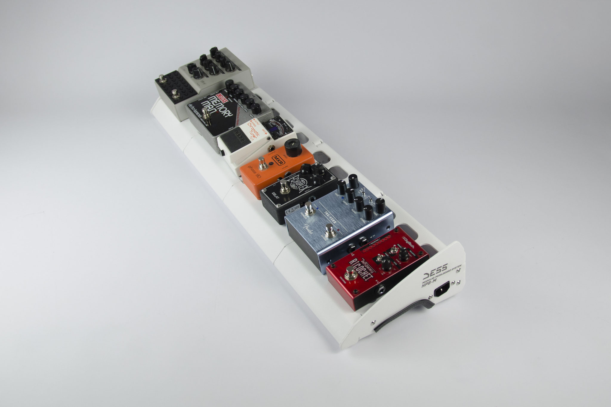 Pedalboard HPB-M 720, DESS, Fender, Digitech, Diezel, MXR