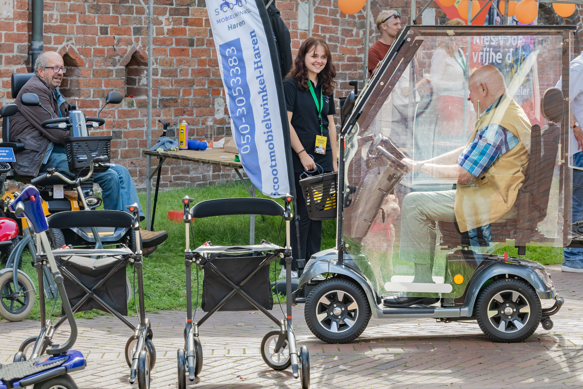 Als lopen alleen niet meer gaat, ontmoet je elkaar op wielen