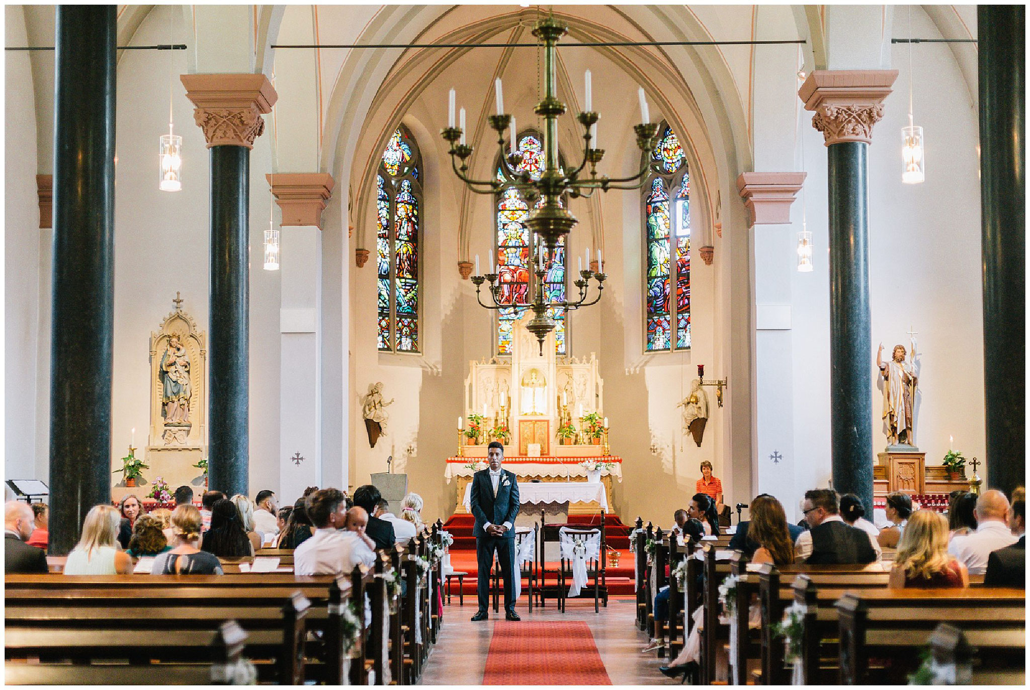 Kirche hochzeit Köln hochzeitsfotograf Engelskirchen industrial chic hochzeit fine art wedding Galerie Hammerwerk jane weber