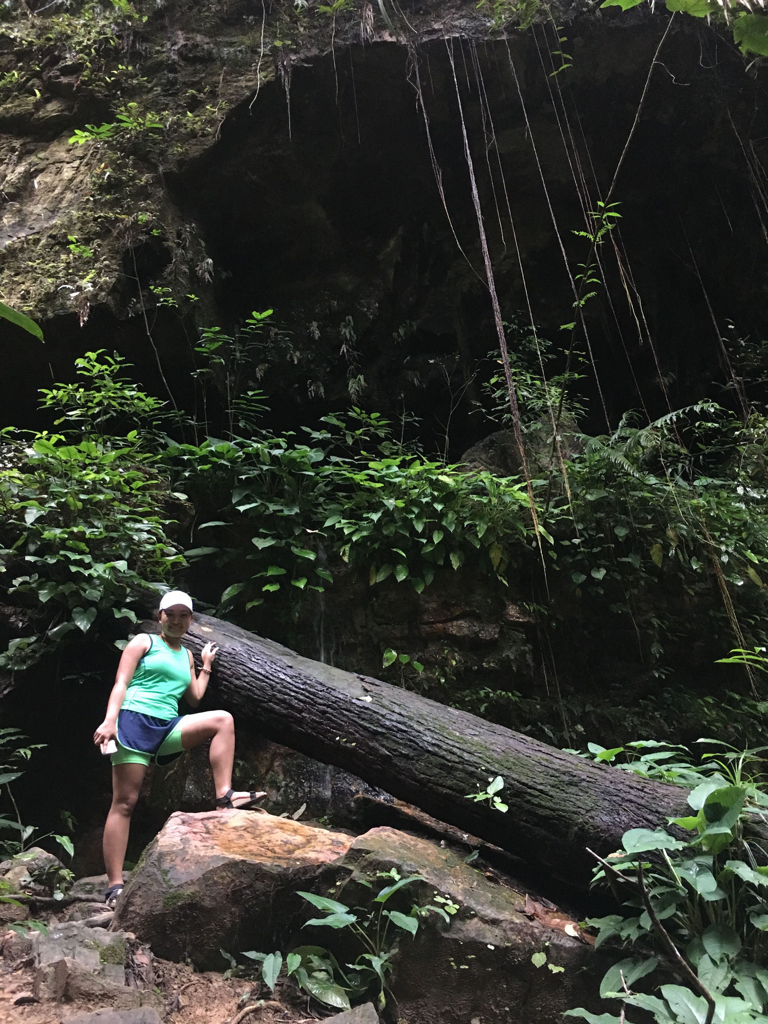 A waterfall with no water. Low season travel problem 