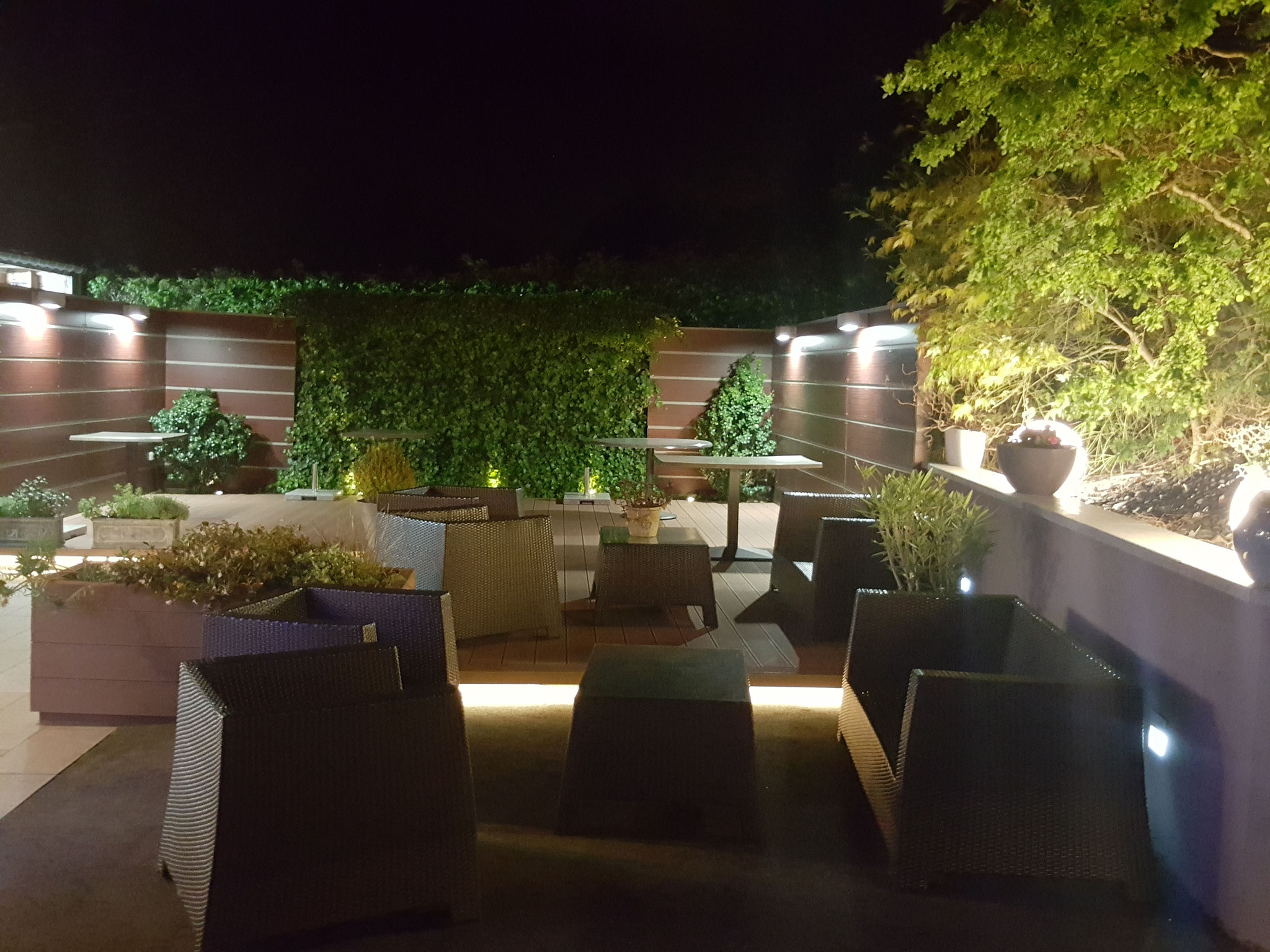 terrasse extérieure de nuit