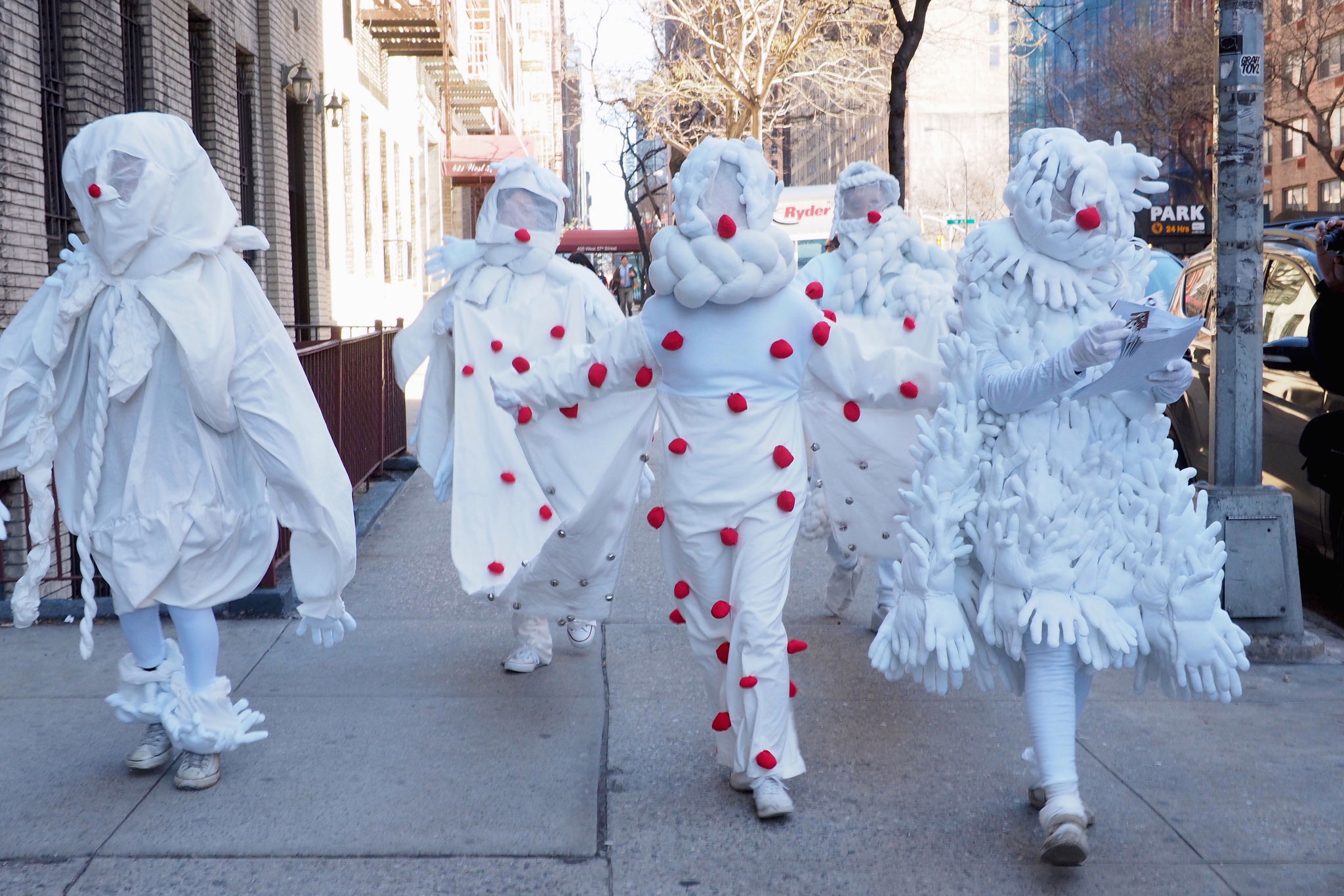 Parade -Episode 1-, March 2nd, 2016, during The Armory Show (Photographer: Su Bin Choi)