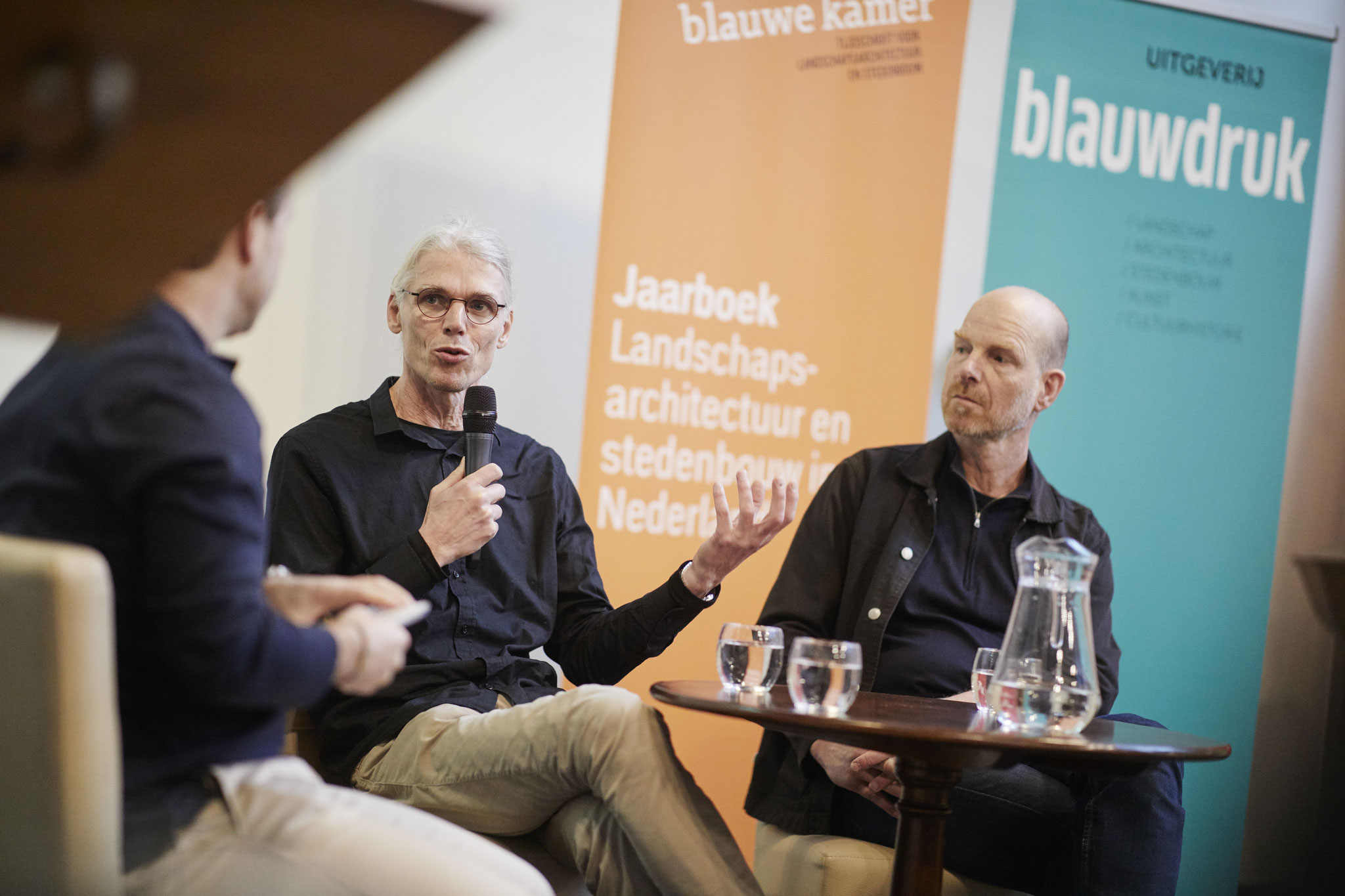 In gesprek met Harold van den Broek (rechts) en Peter van Schie over hoe Breda stad en landschap verbindt.