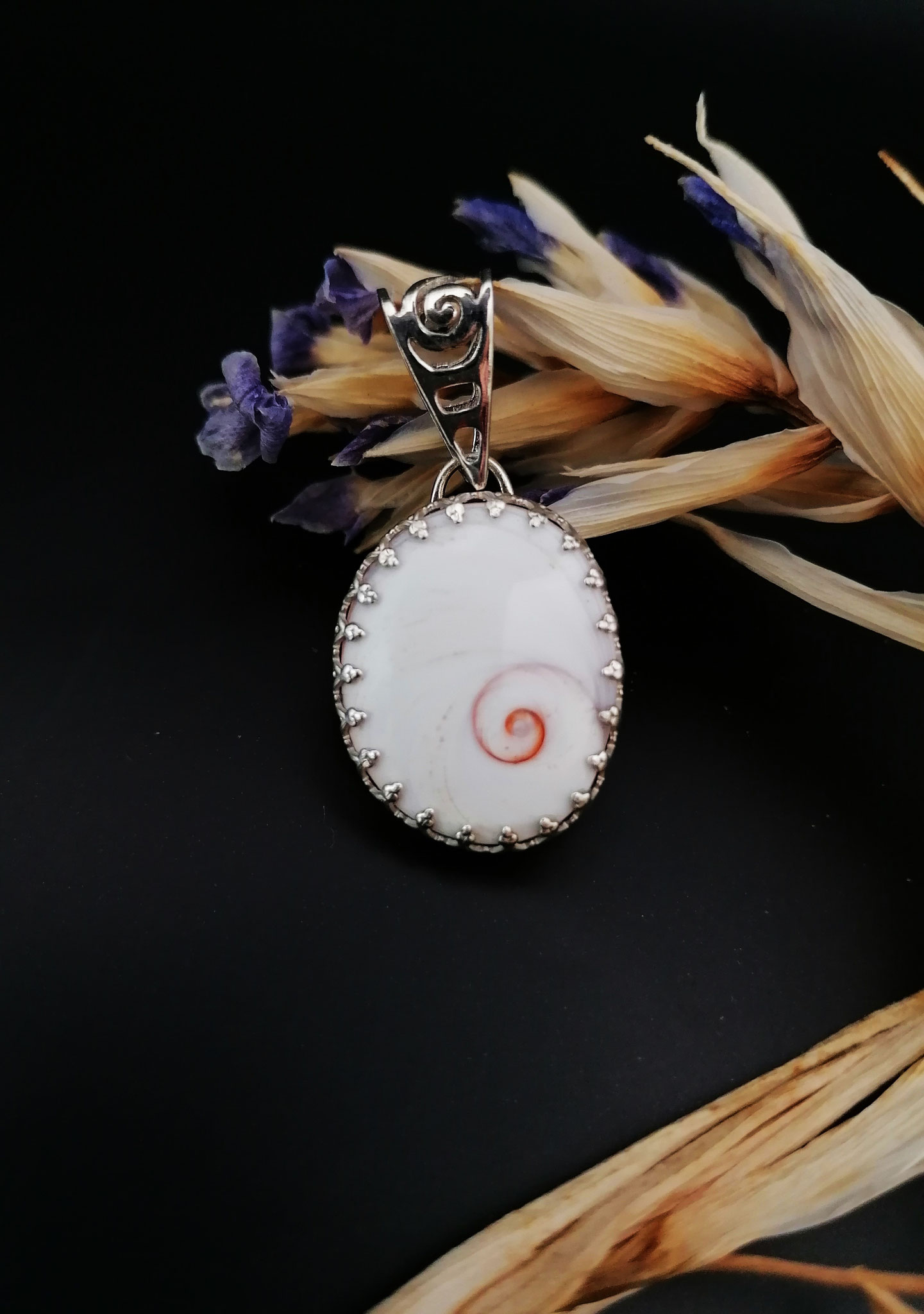 Pendentif œil de Ste Lucie