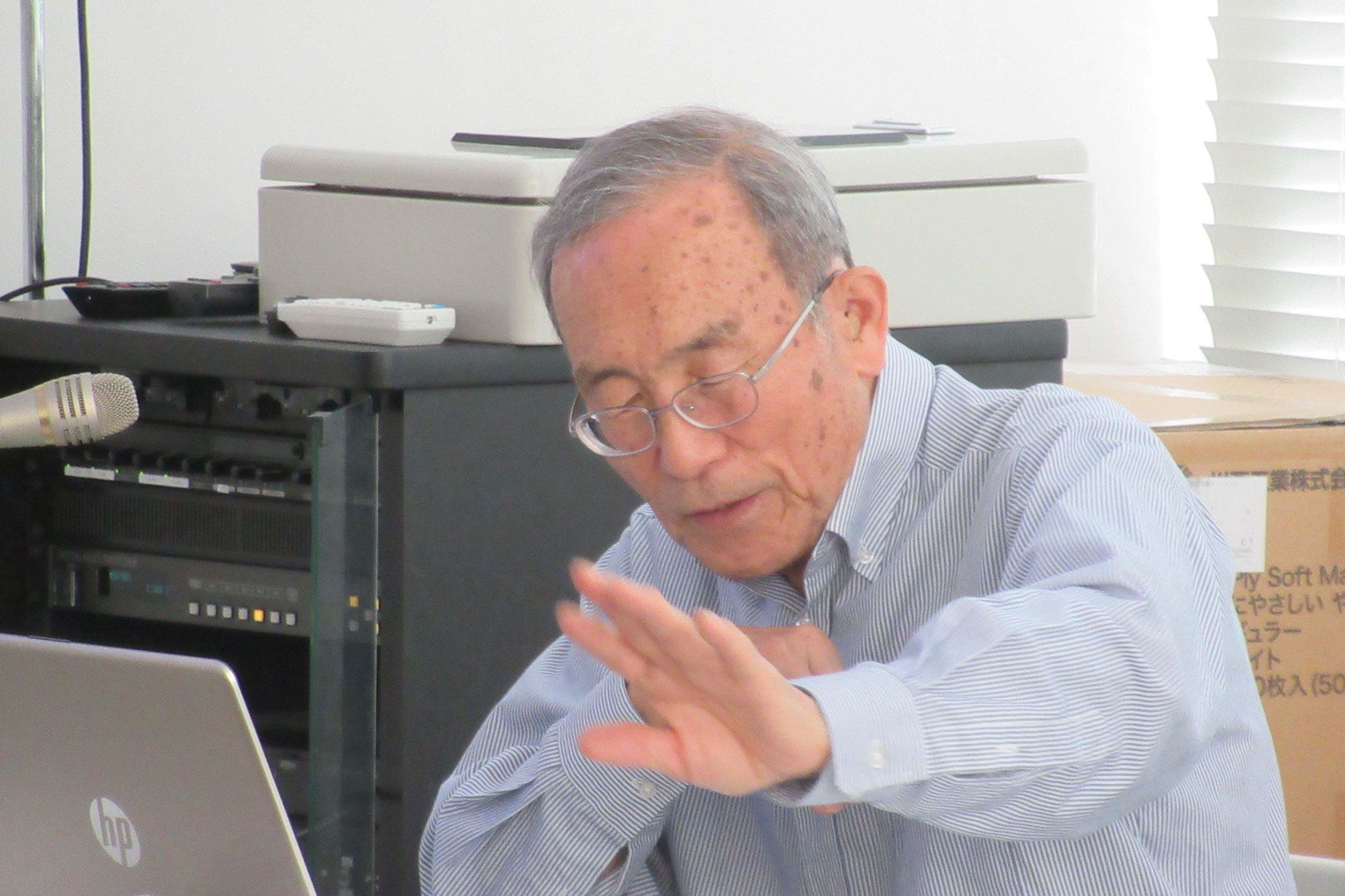 講師の村崎さん