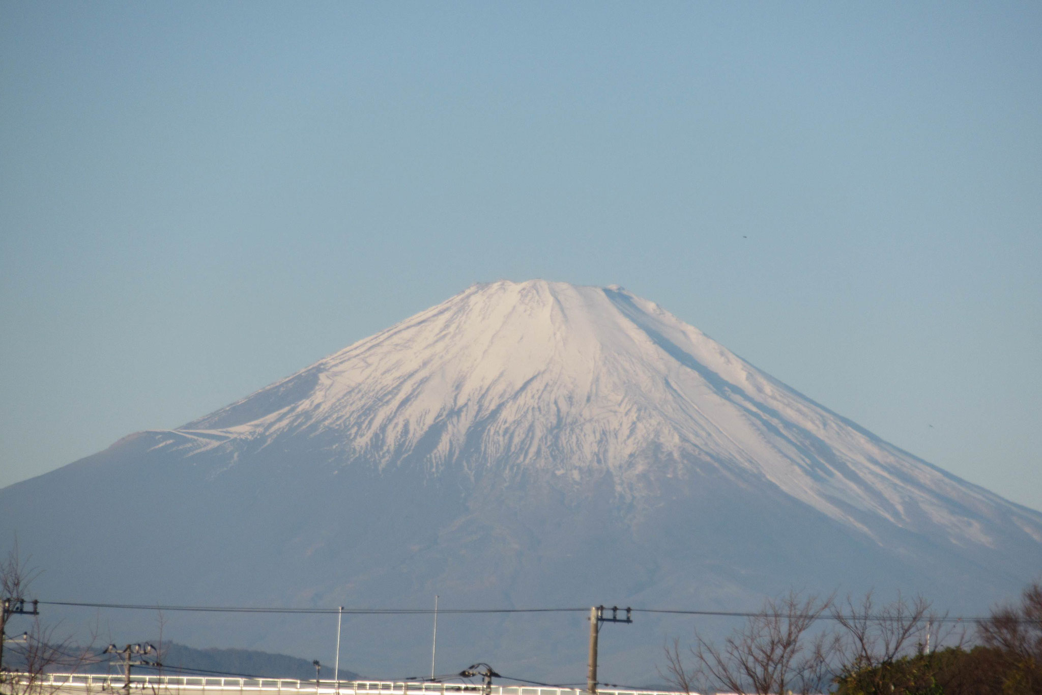 今日の富士山(1)_宮山根岸より