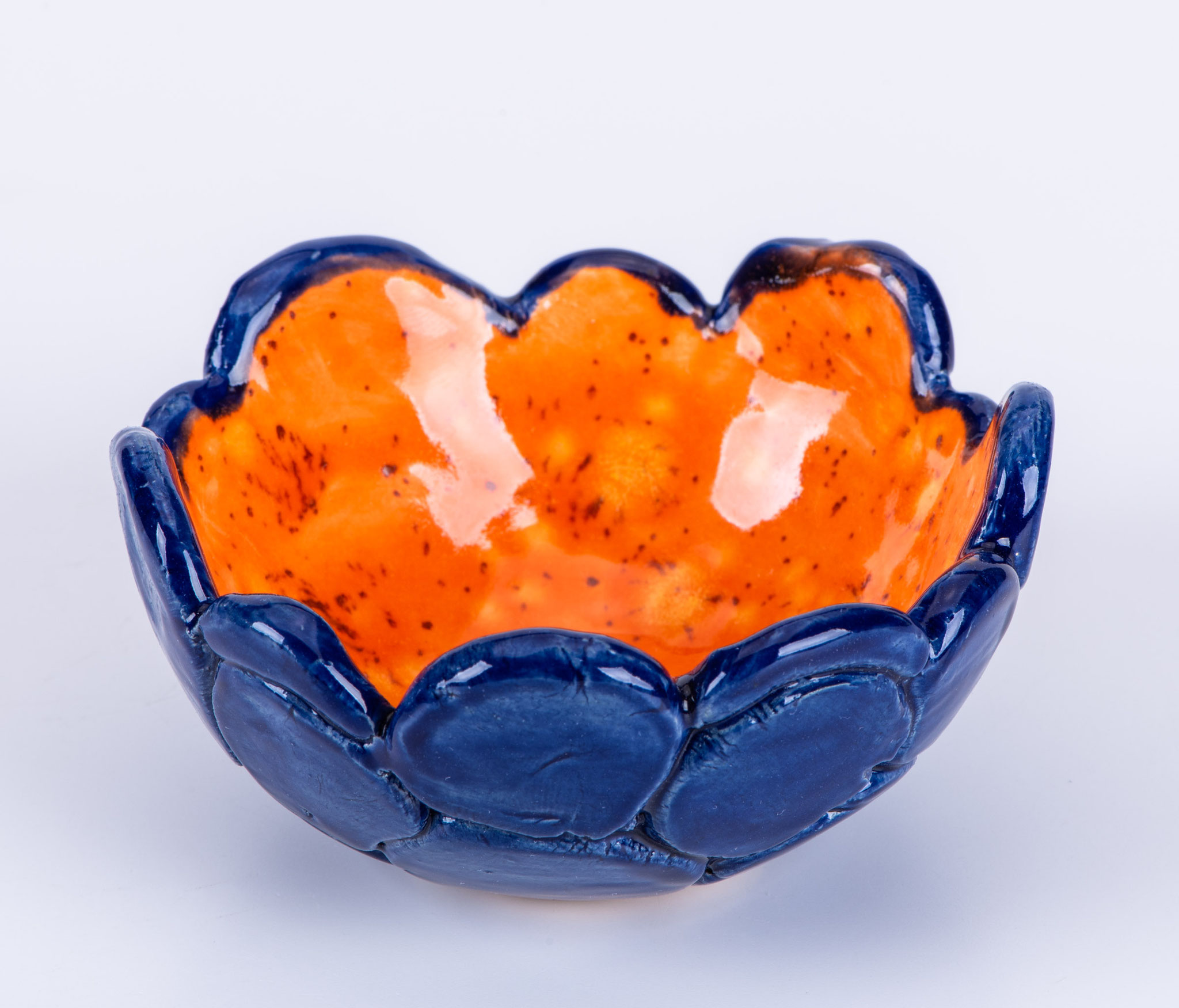 Kleines Schälchen (Maße: ca. Durchmesser 9 - 10 cm)
