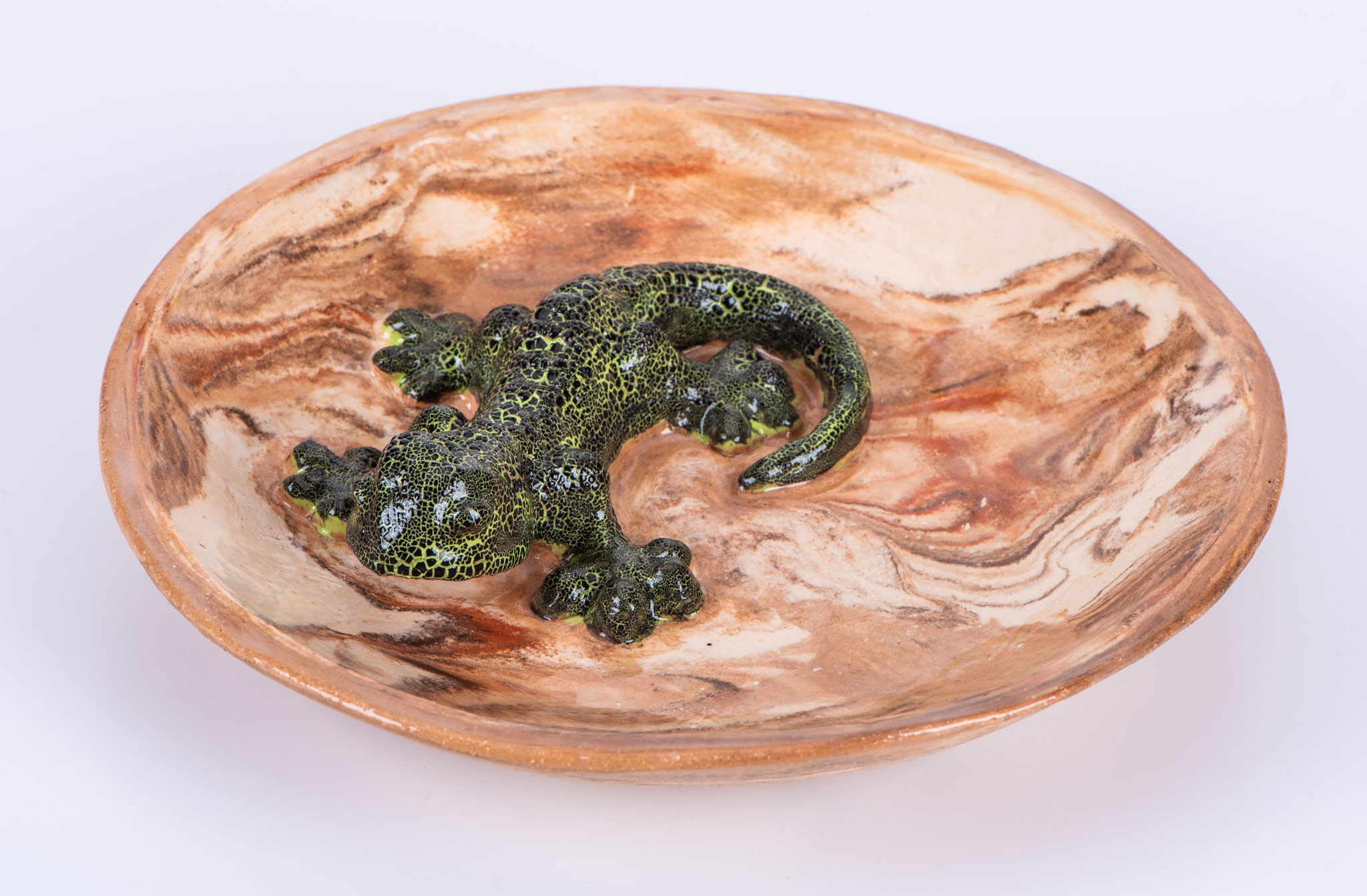 Deko-Schale mit Gecko ( Maße: ca. 18 cm Durchmesser, Gecko 12 cm x 8,5 cm)