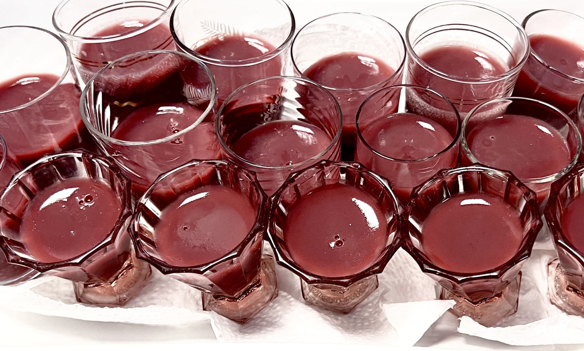 Verrines framboise-cassis/agar agar. Isabelle.D