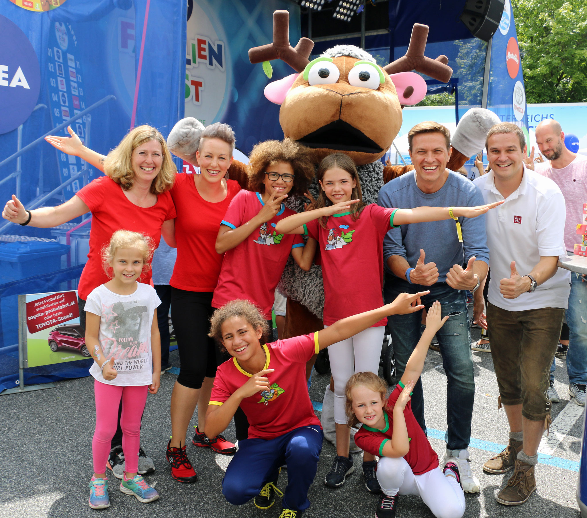 Widi Song beim Niveafest