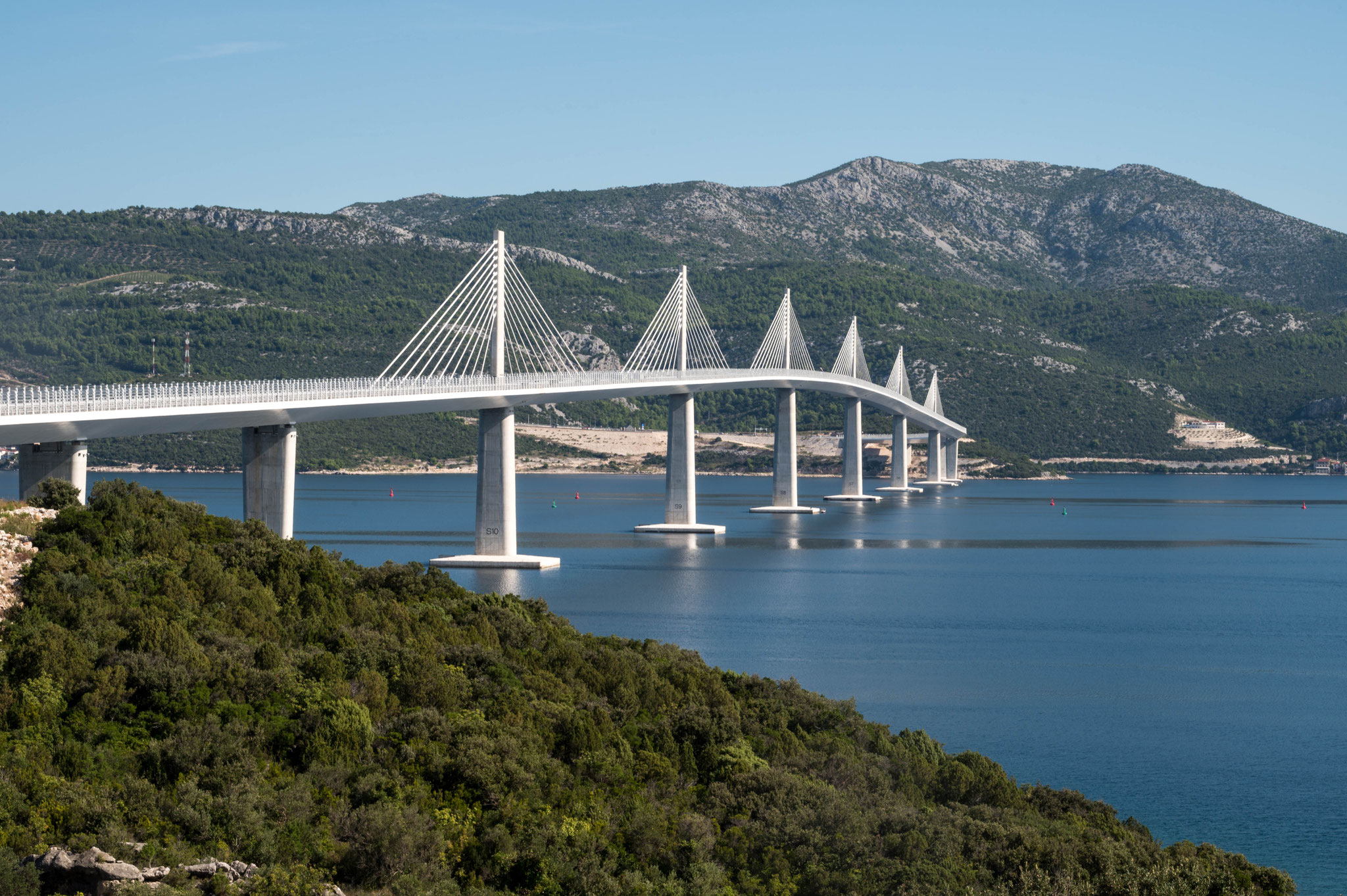 Pelješki most
