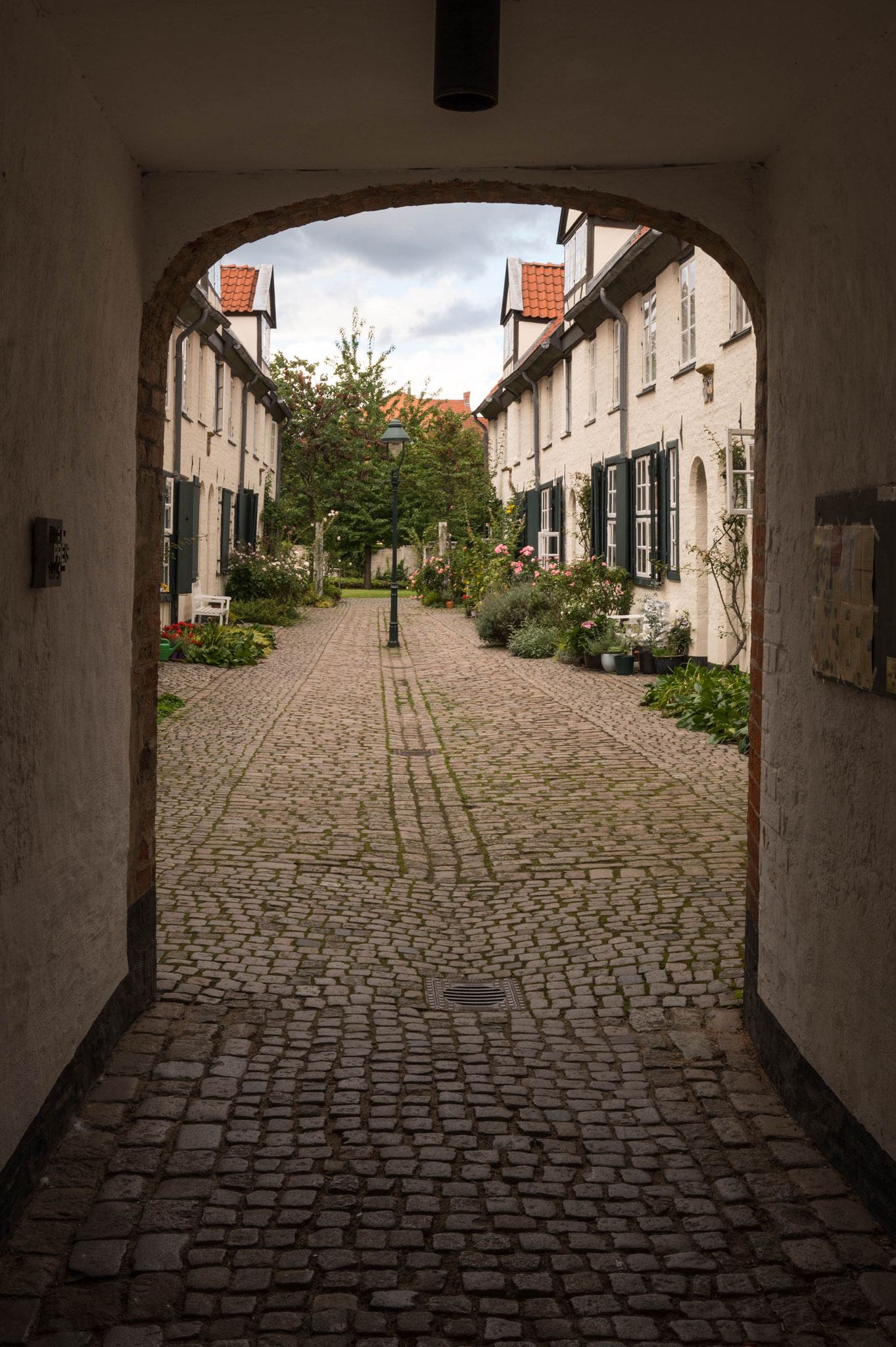 Durchgang zu einem Hinterhof