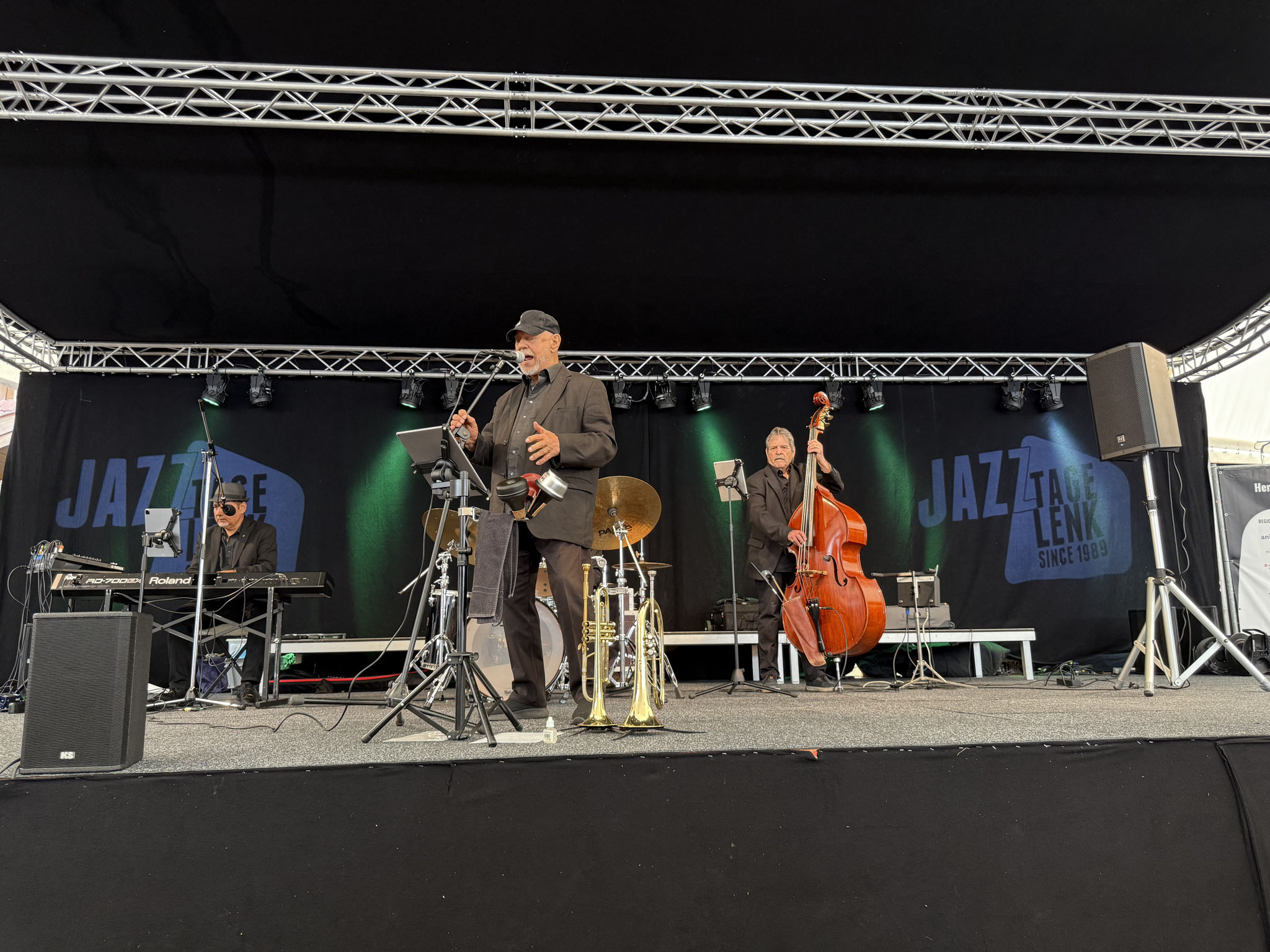 Hansruedi Jordi, vocal