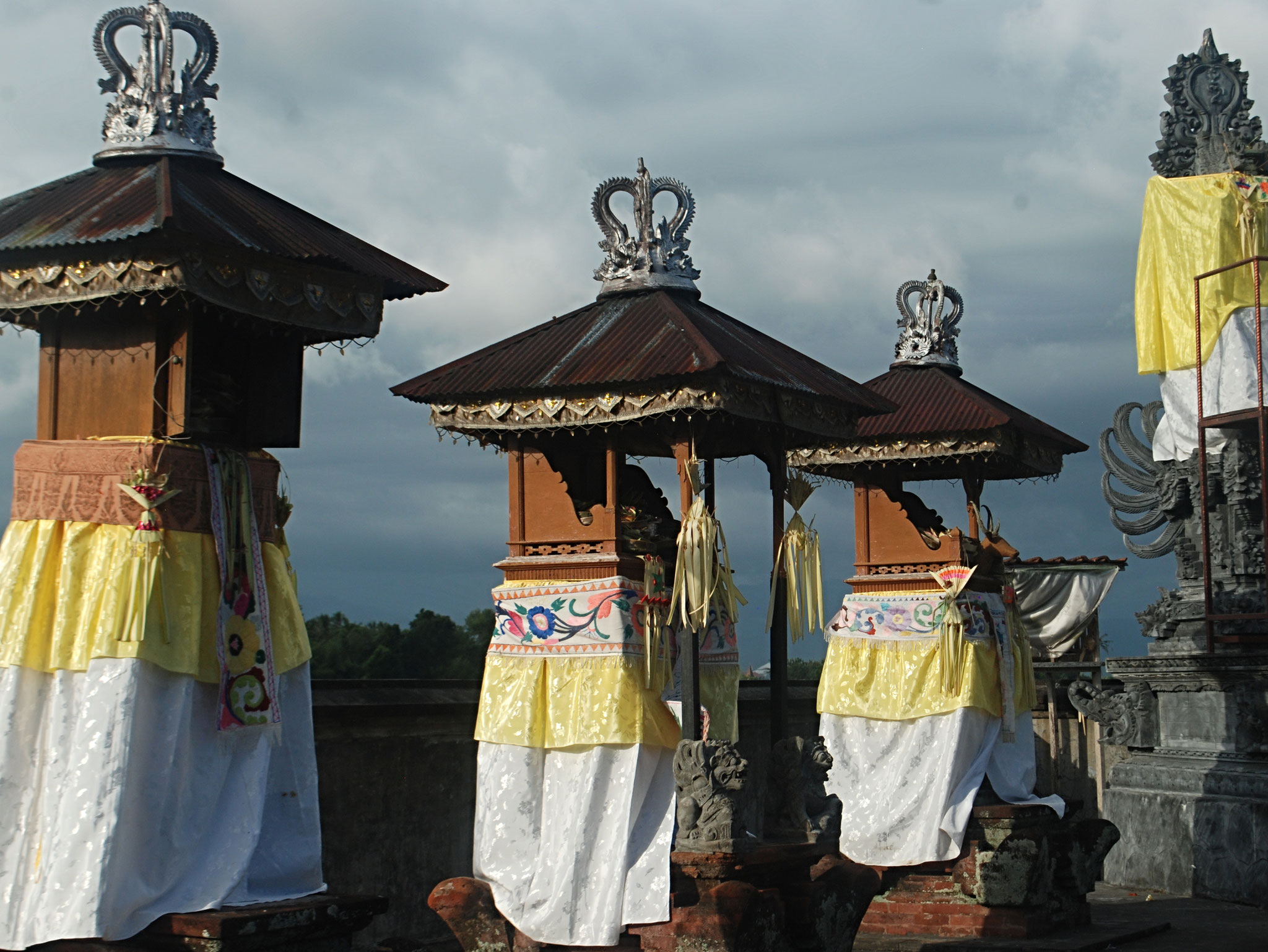 Culture in West Bali, Balinese family temple