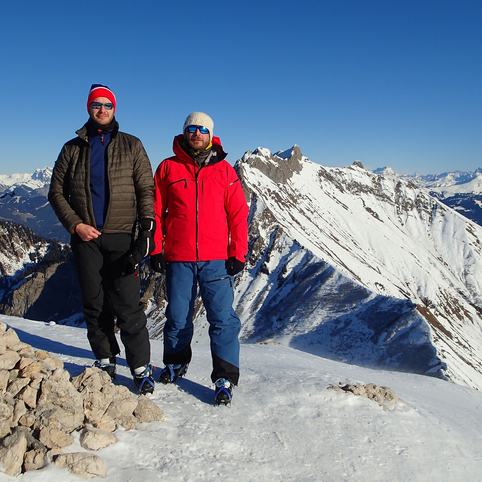 Sommet, et vue sur le Roc d'Enfer