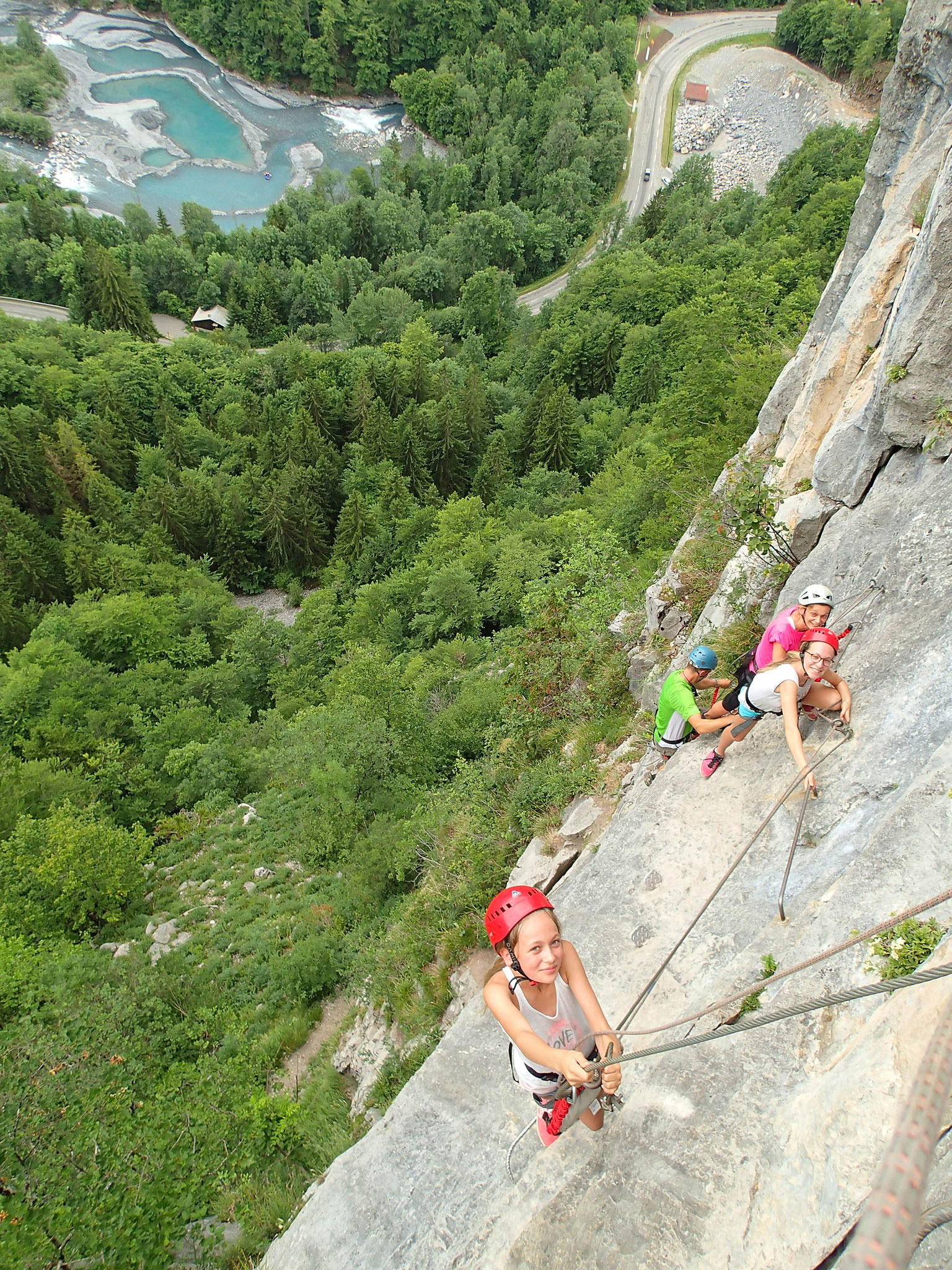Déjà de l'ambiance dans le 1er mur vertical
