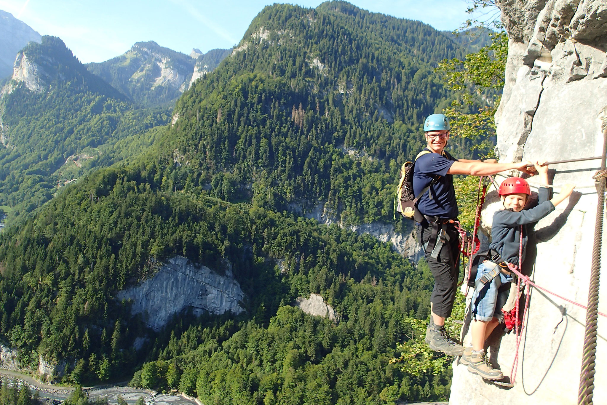 Père et fils à "La Becque"