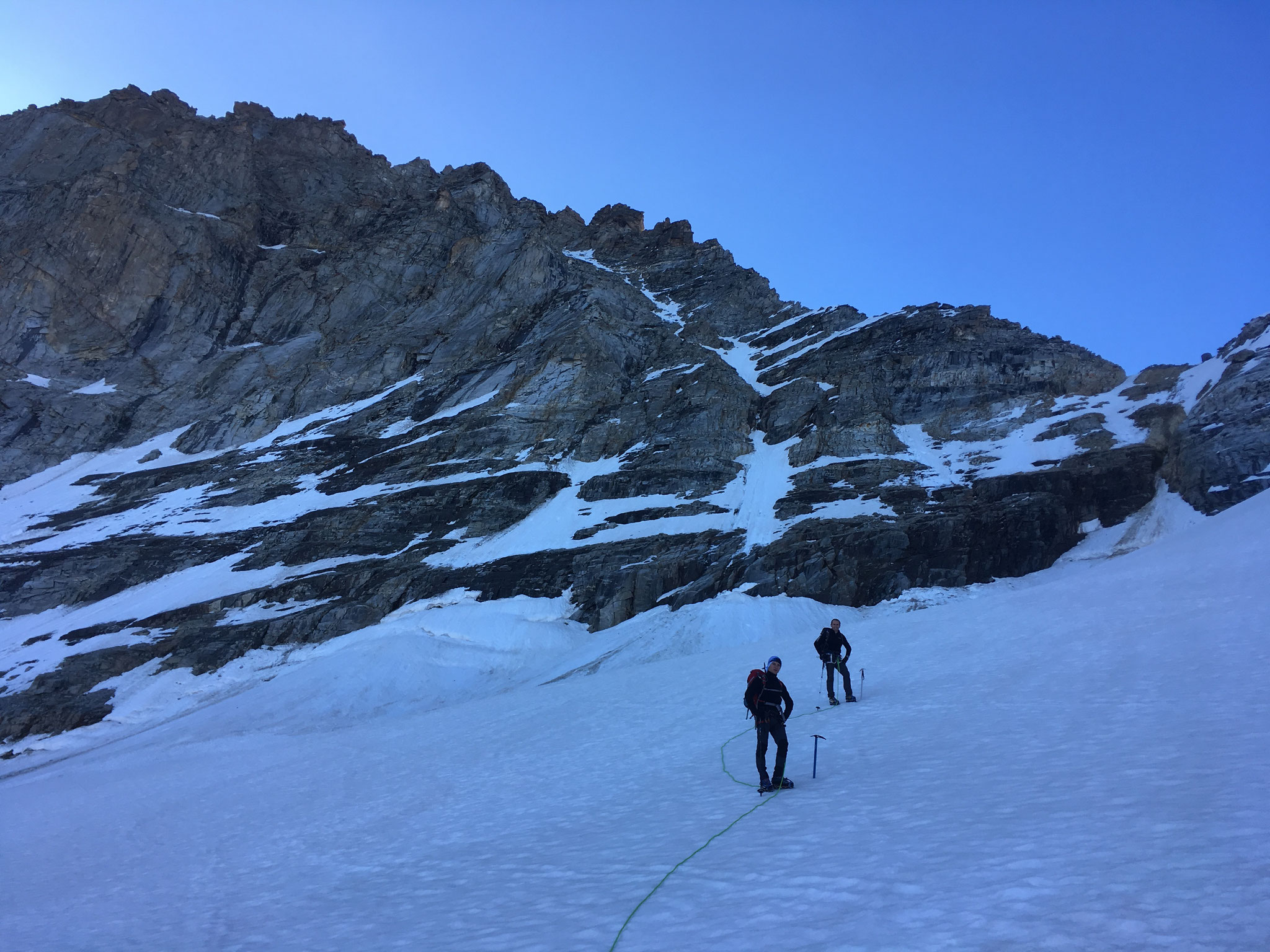 Belle ambiance sur le Glacier du Grand Neyron