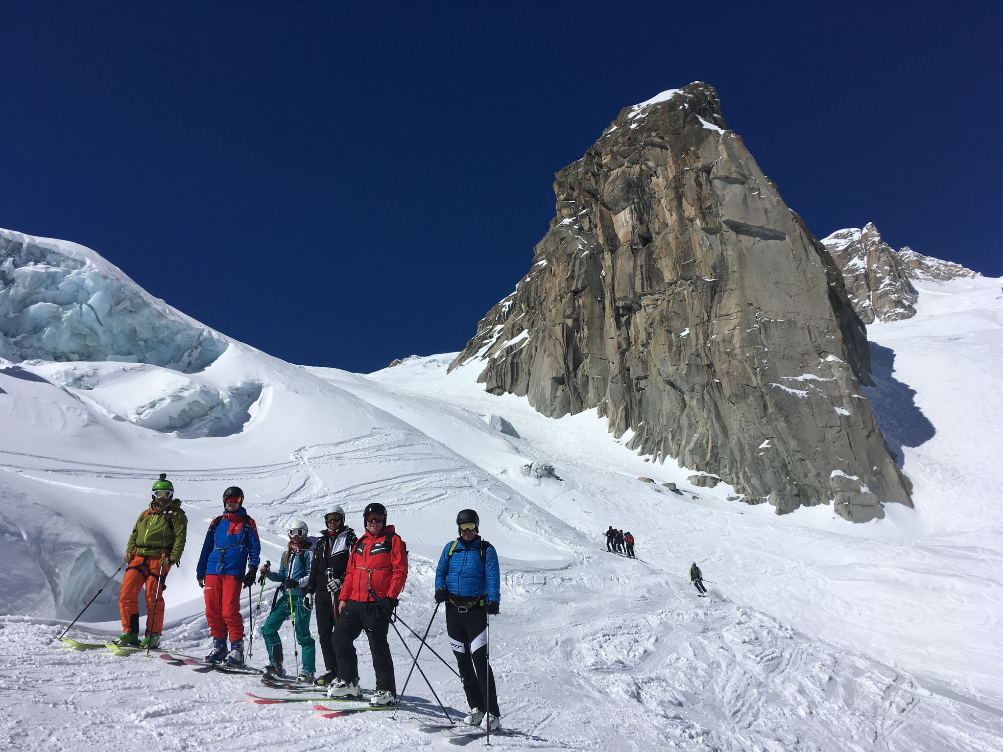 Le team République Tchèque, avant la pause champagne sur le glacier !