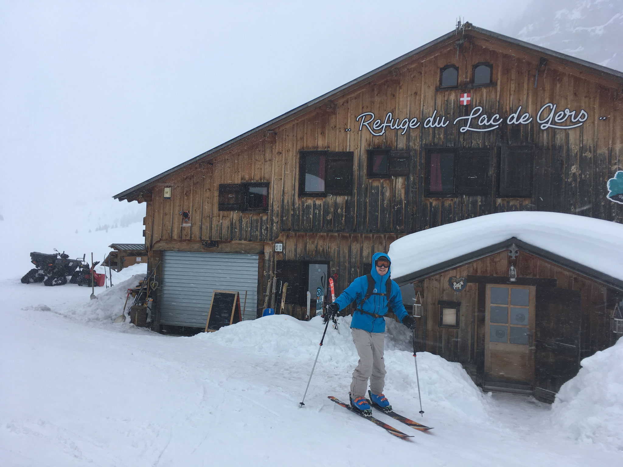 Après la croute au gite, Raoul prêt pour la descente !