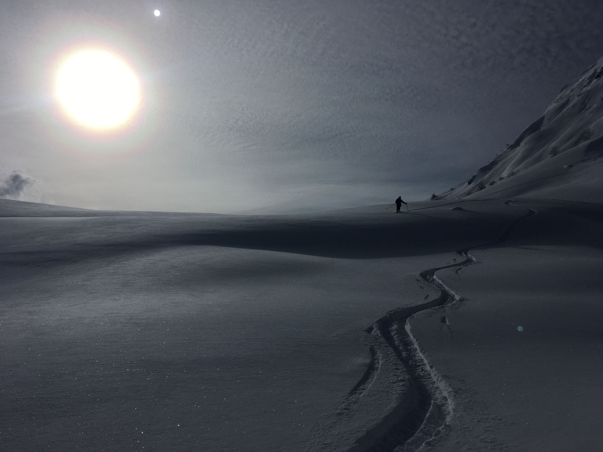 A la descente, lumière de neige irréelle