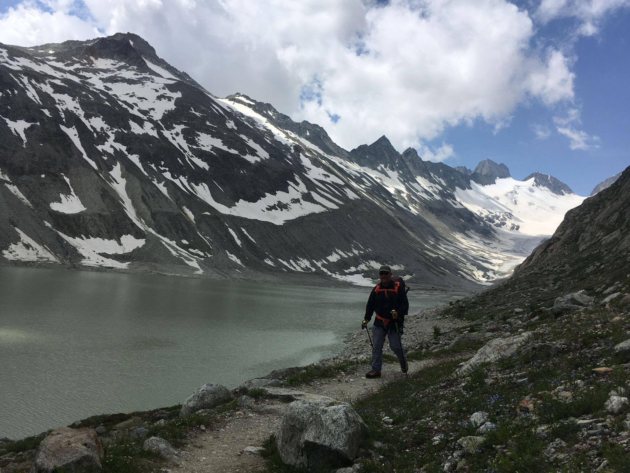 Michel termine cette fantastique virée au coeur des glaciers