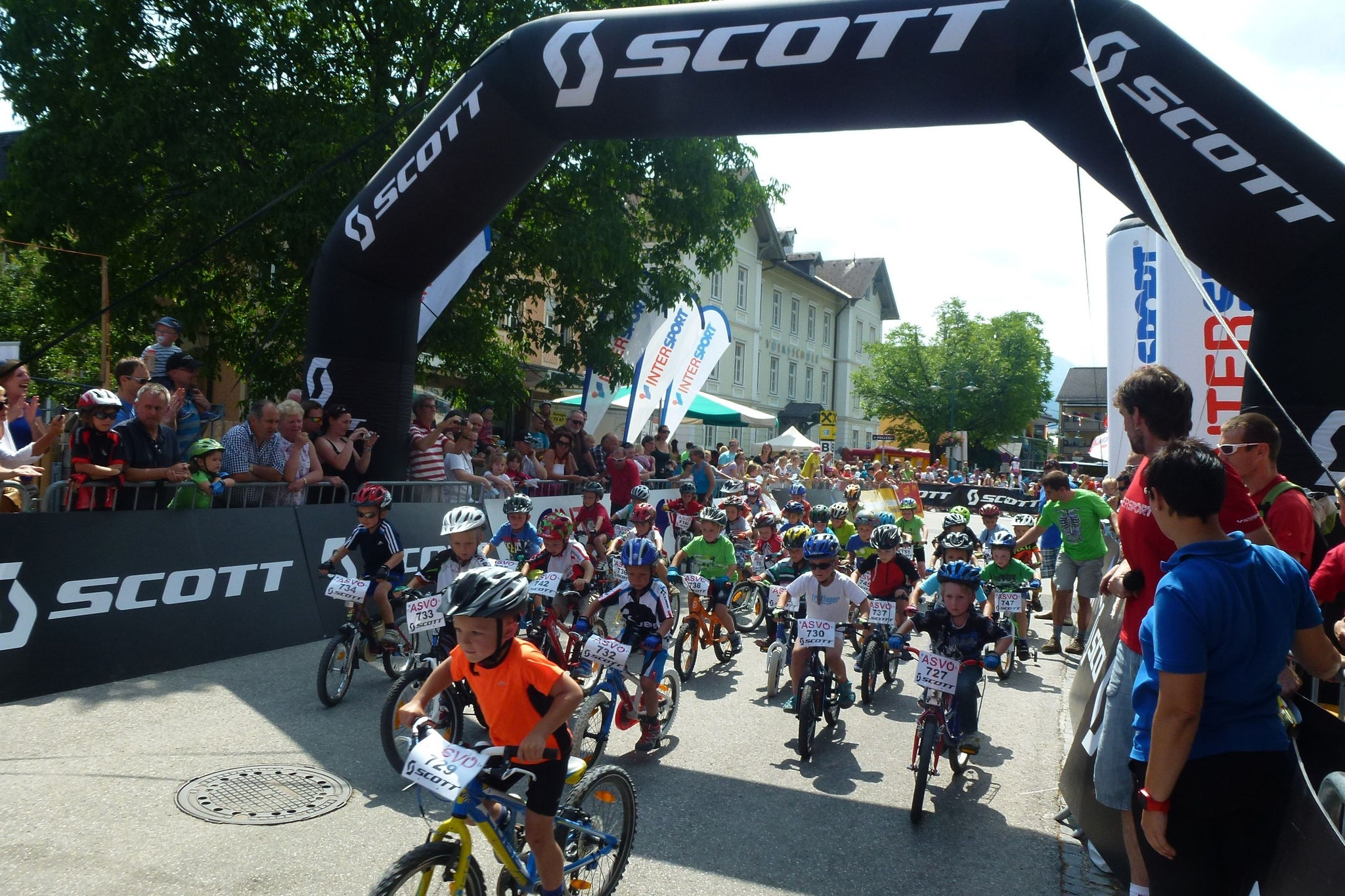 Foto www.trophy.at: Start zur SCOTT Junior Trophy am 14. Juli im Rahmen der Salzkammergut-Trophy