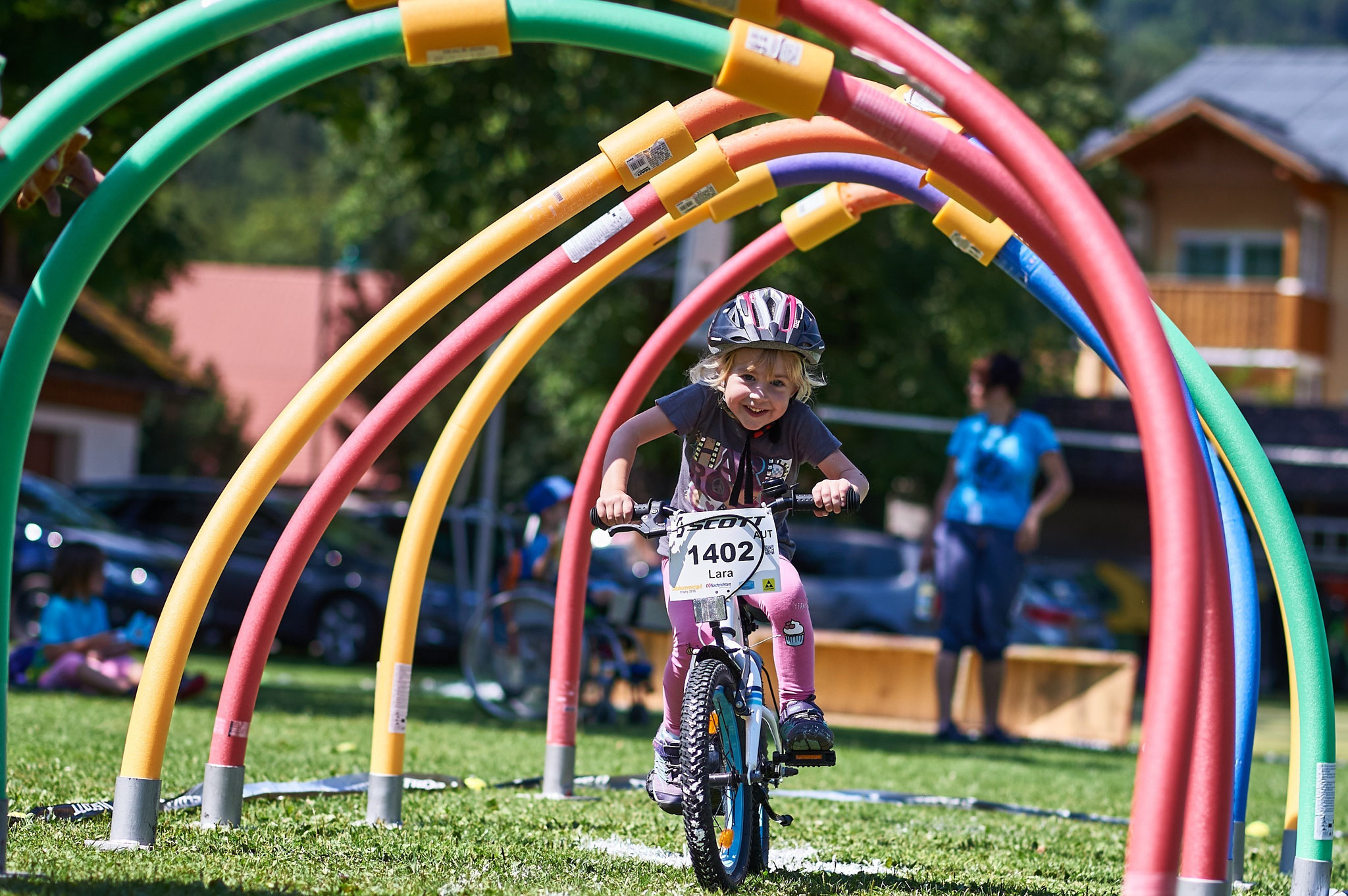 Foto Martin Bihounek: Beim Parcours-Wettbewerb geht´s für die Kids nur um Spaß am Bike