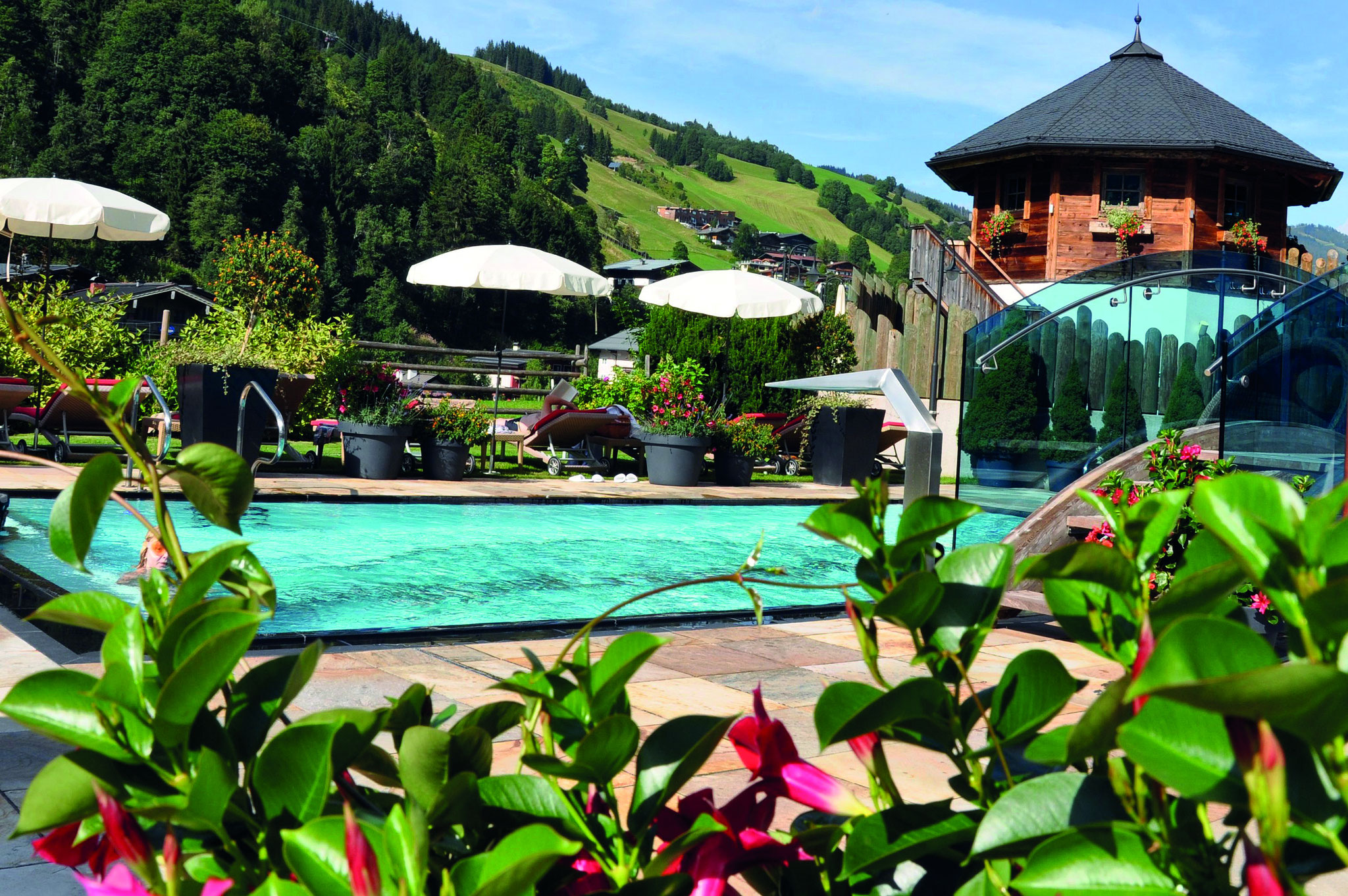Der Unterschwarzachhof, das familienfreundliche Hotel in Saalbach Hinterglemm ist der ideale Ausgangspunkt für viele Wanderungen, Reitausflüge und Mountainbike-Touren ©www.unterschwarzach.at