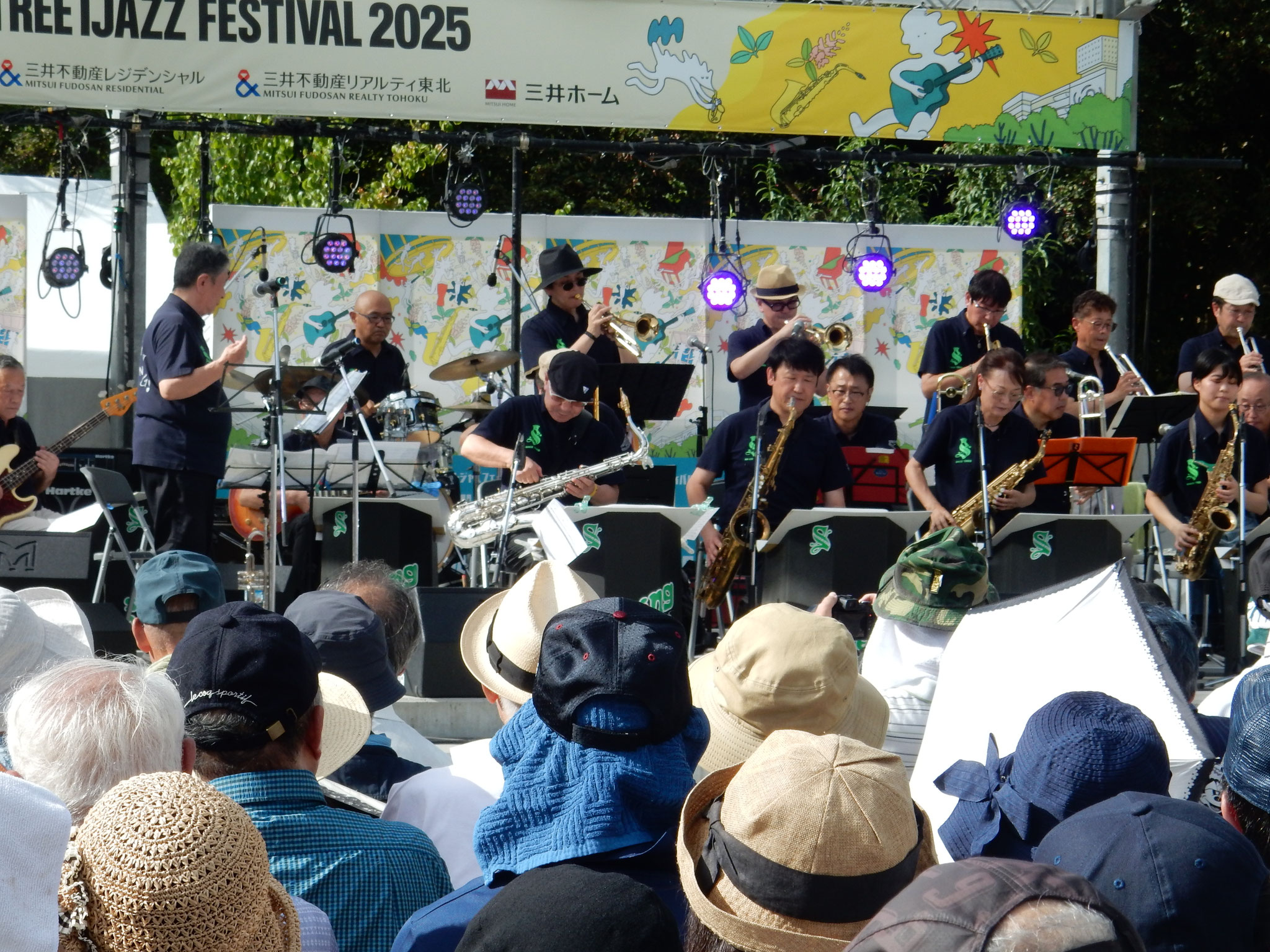 SWINGING　HERD　ORCHESTRA