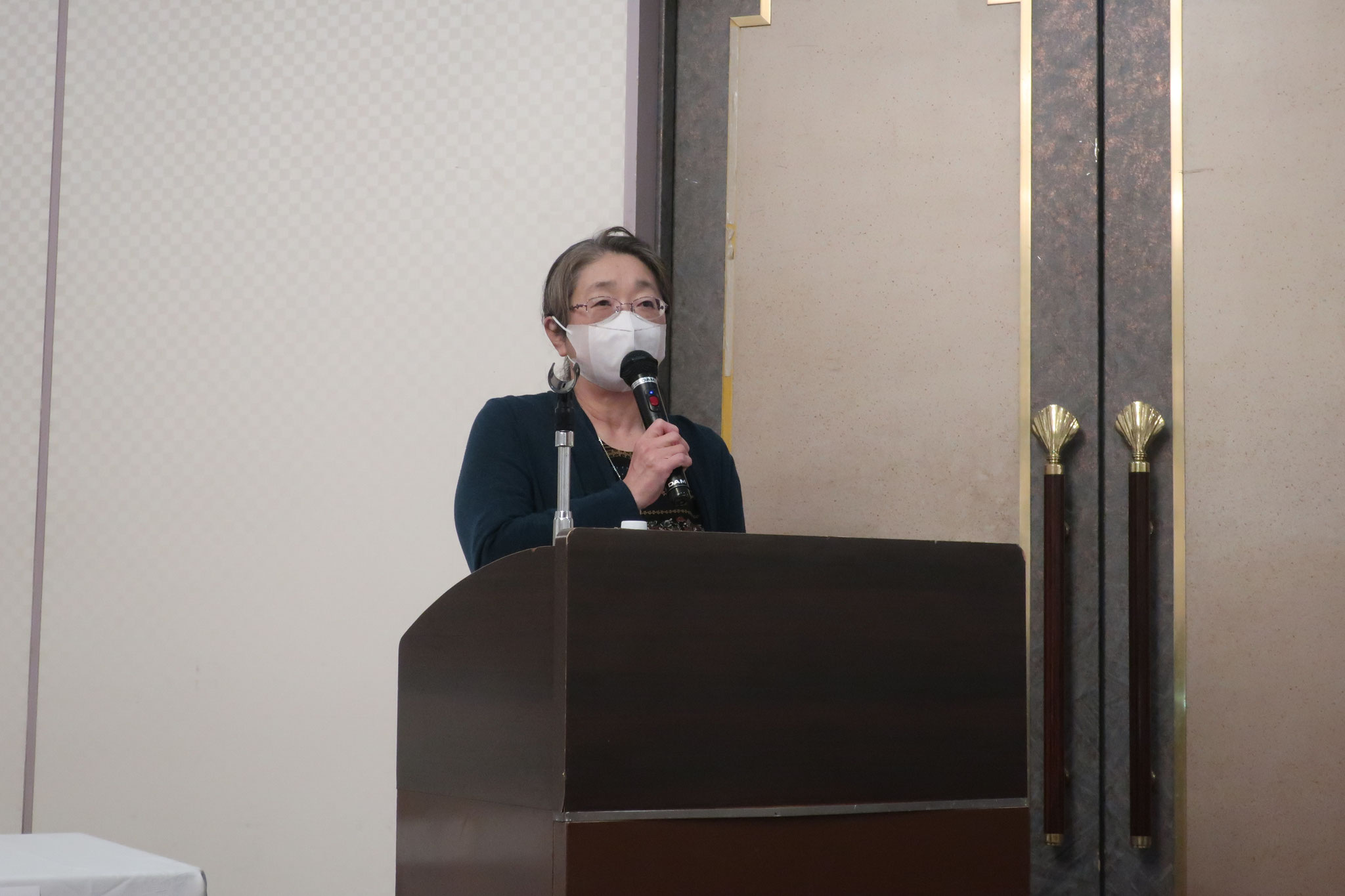 司会の美園第二町内会 会長 湯藤 京子 様