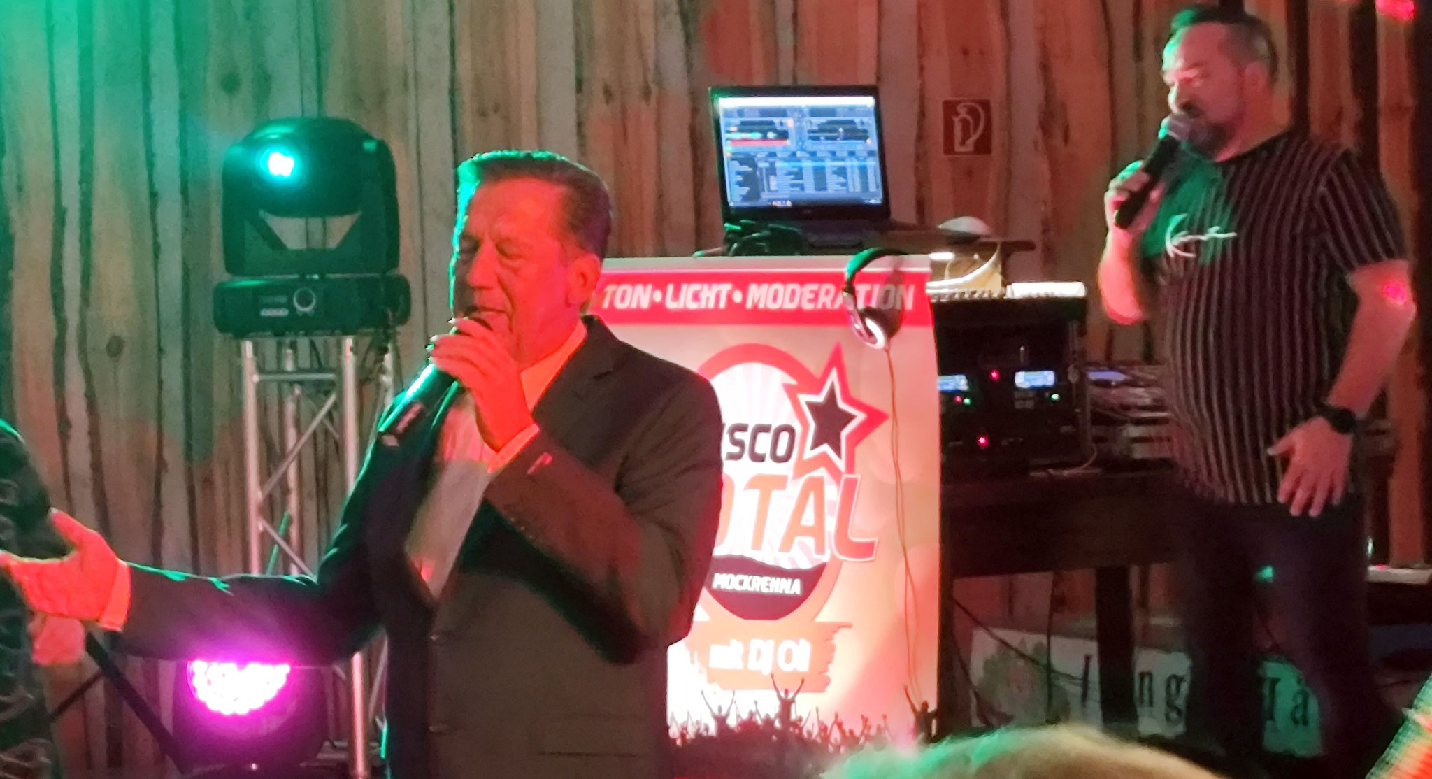 Samstagabend: Disco Total mit DJ Oli und Roland Kaiser Double-Show