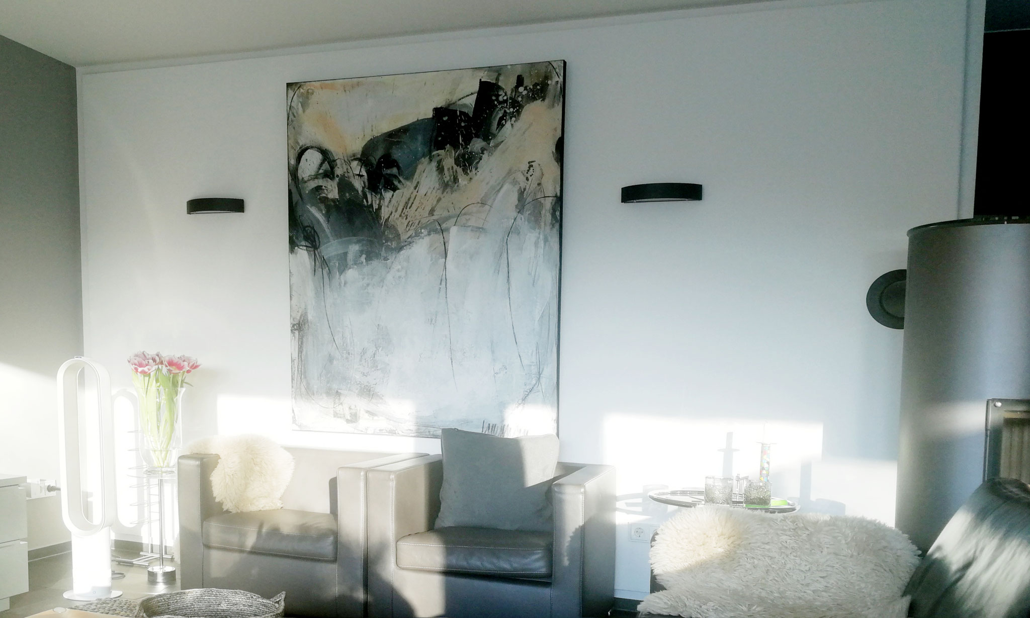 großes schwarz weiss beige Bild