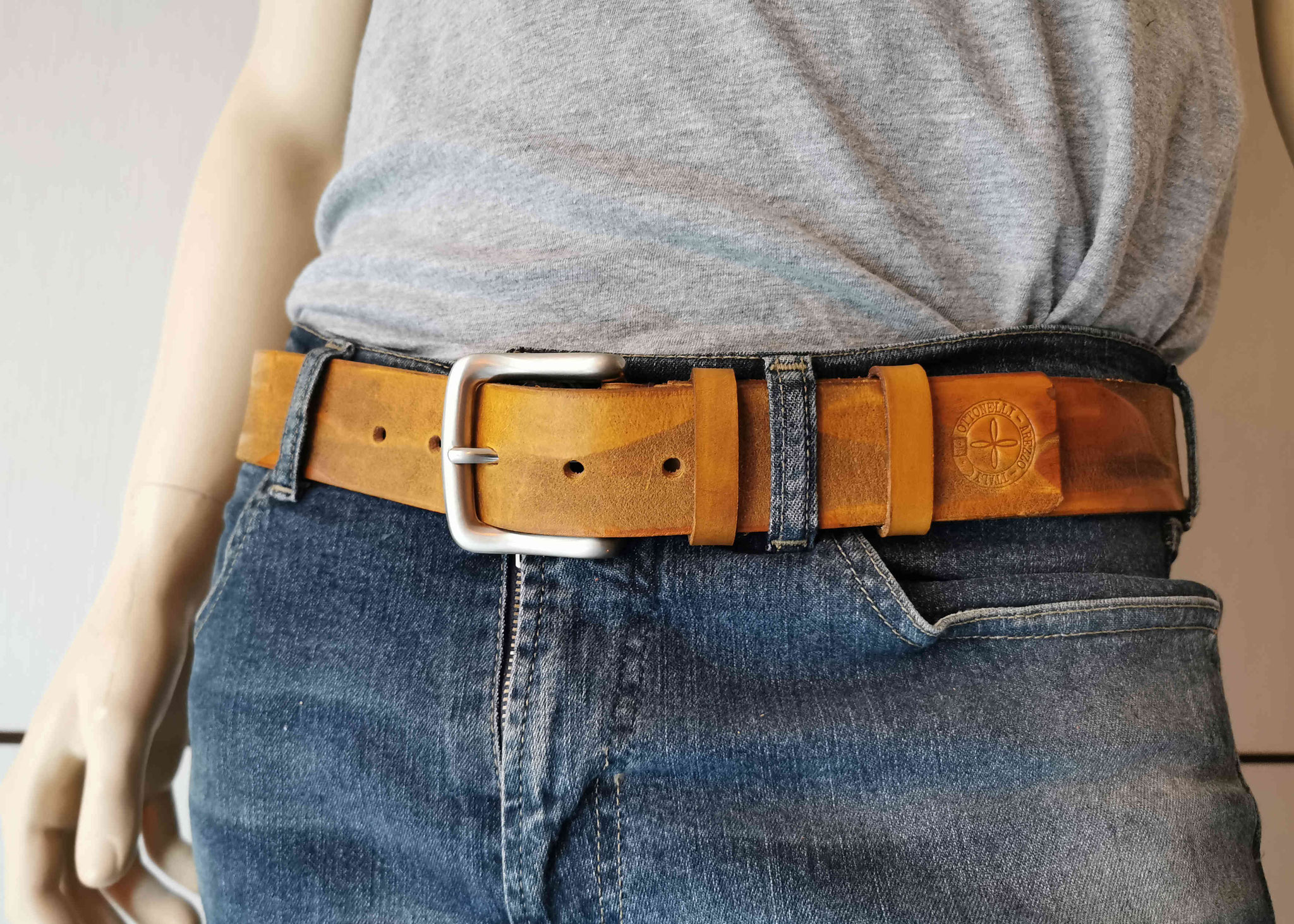 cintura marrone chiaro