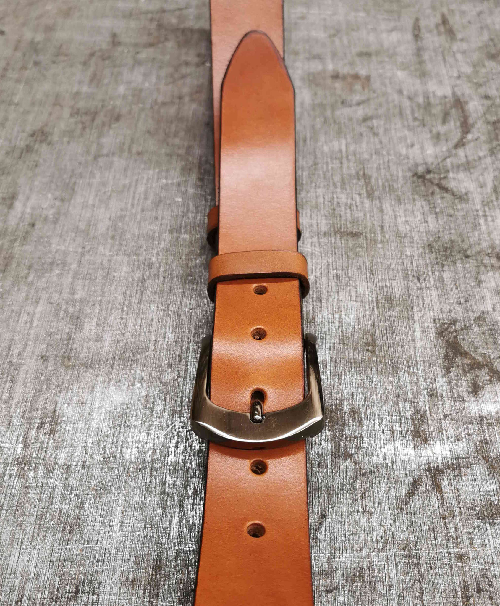 cintura in cuoio marrone chiaro