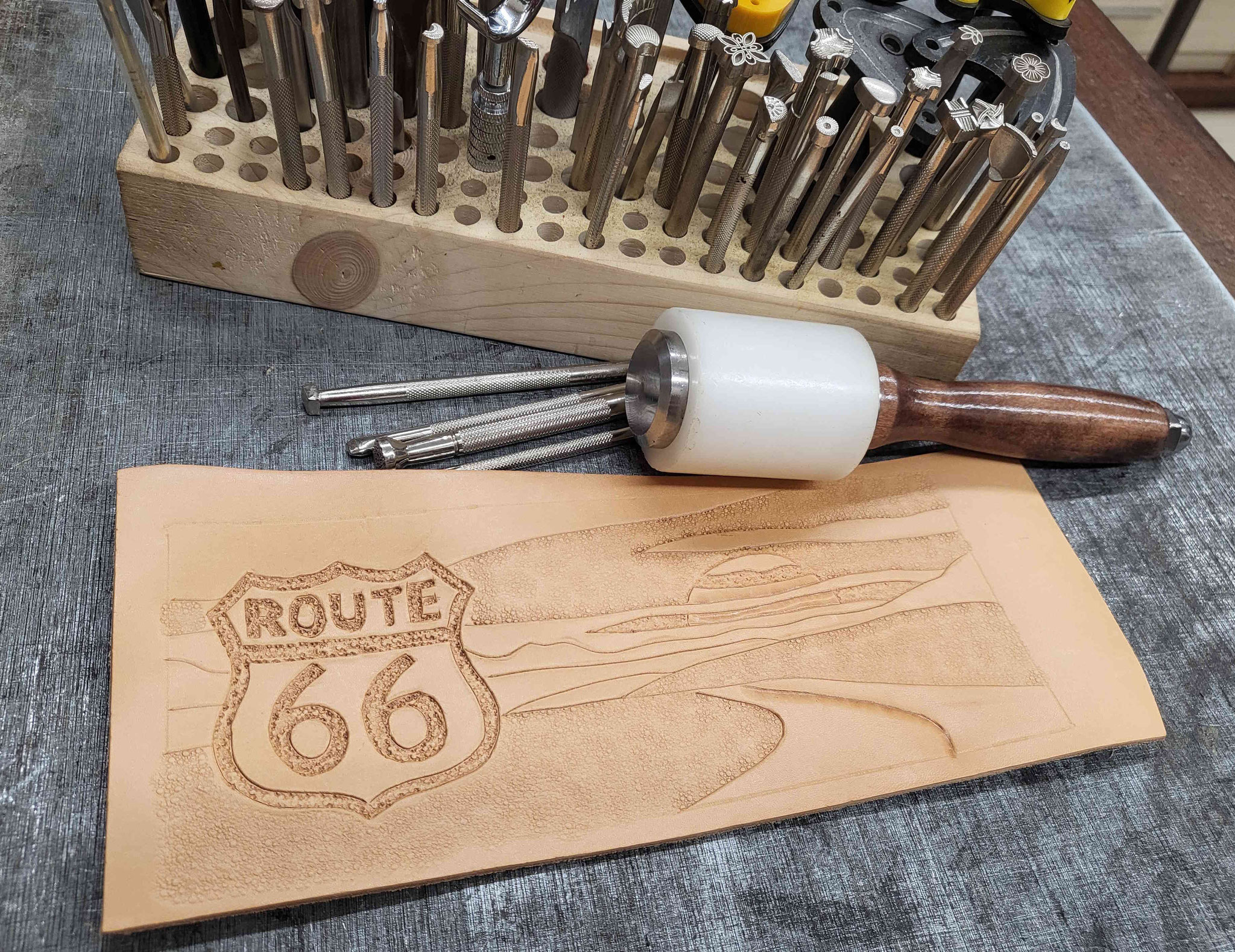 portafogli con catena