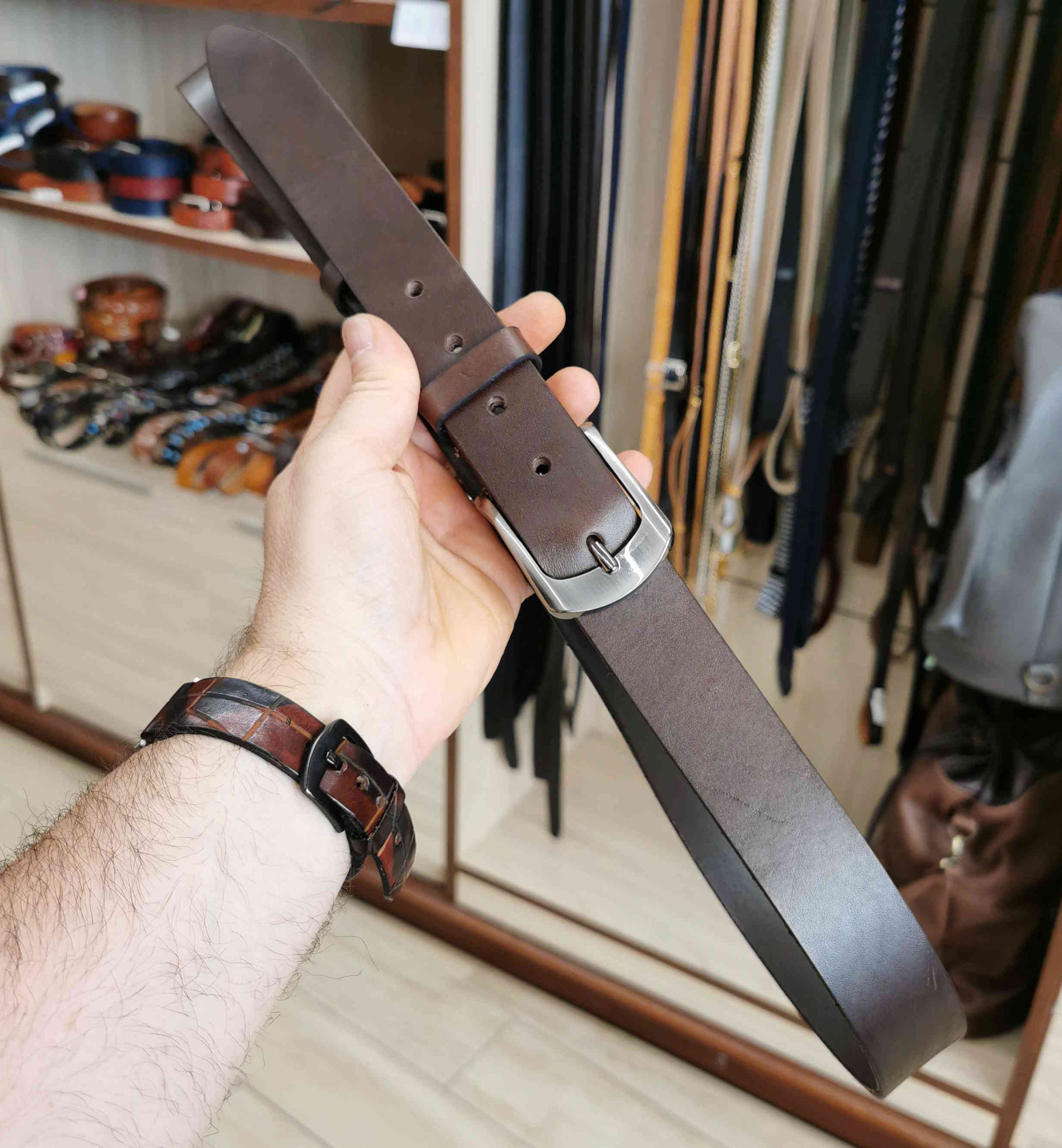 cintura in cuoio marrone scuro