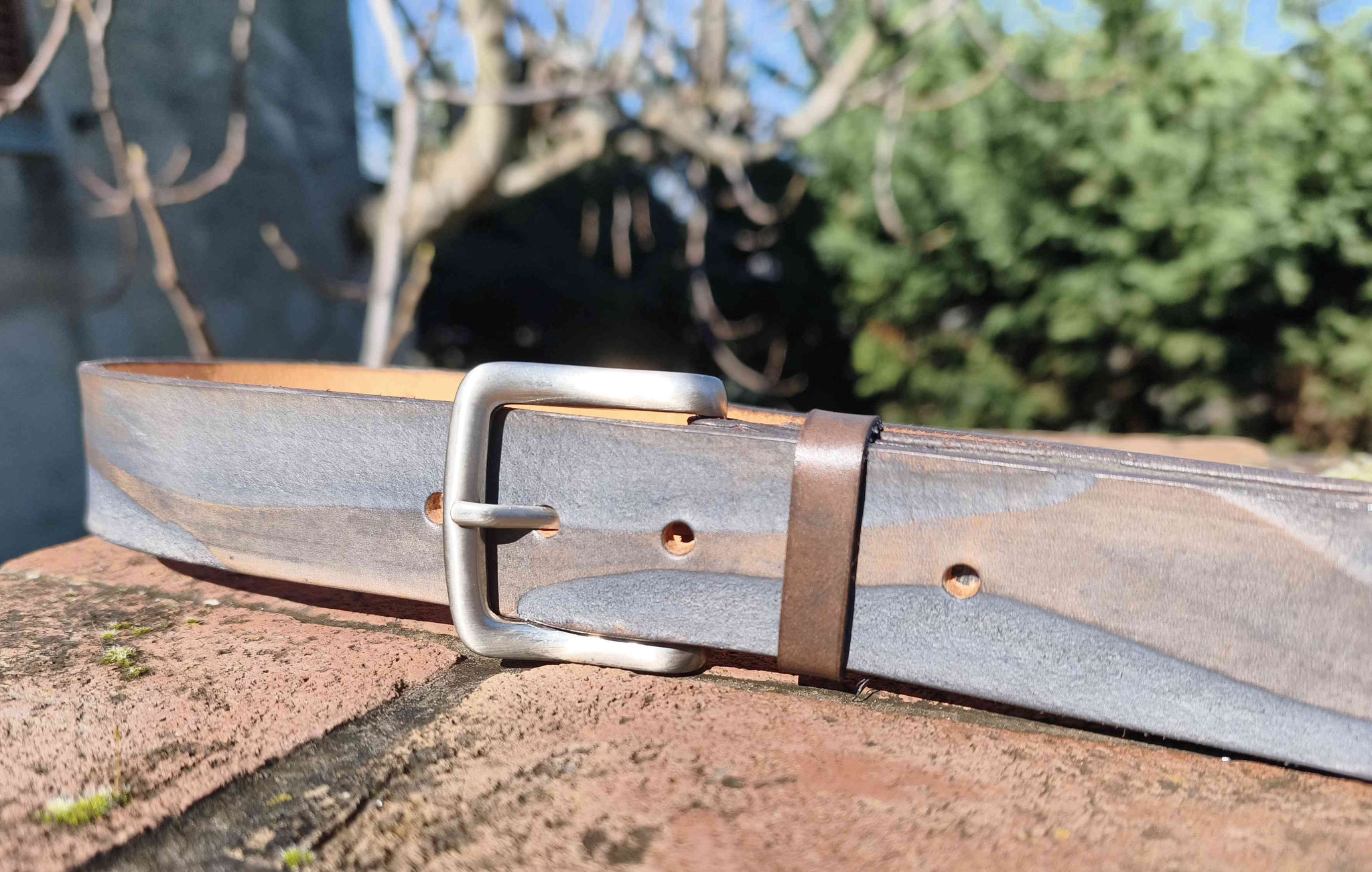 cintura in cuoio marrone grigio