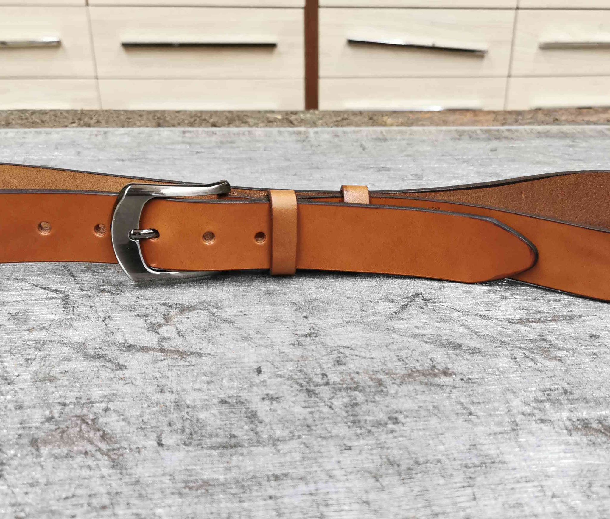 cintura in cuoio marrone chiaro