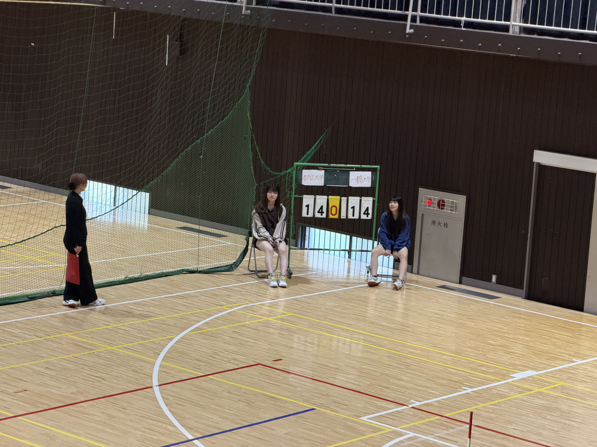 ついに、14:14の同点、一橋大学のタイムアウト