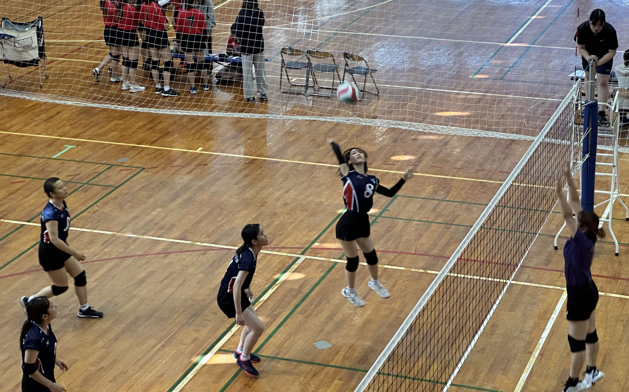 小島選手のアタック