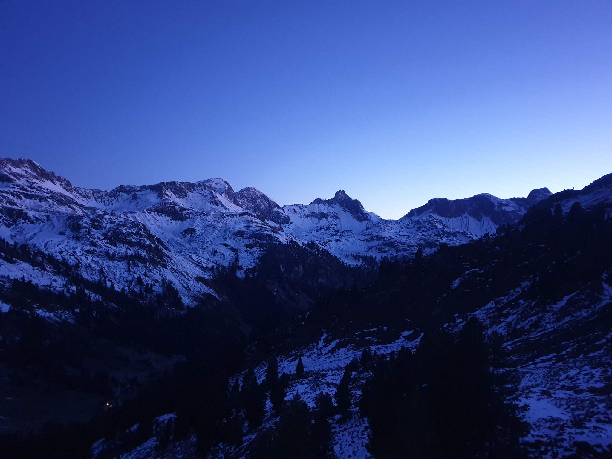 ...early morning, first snow, it was cold...
